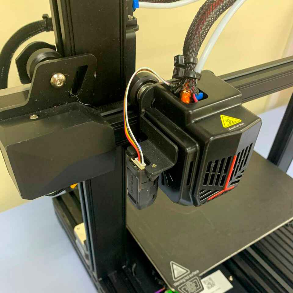 3D принтер Creality Ender-3 V2 Neo Б/У 3D принтер Creality Ender-3 V2 Neo Б/У