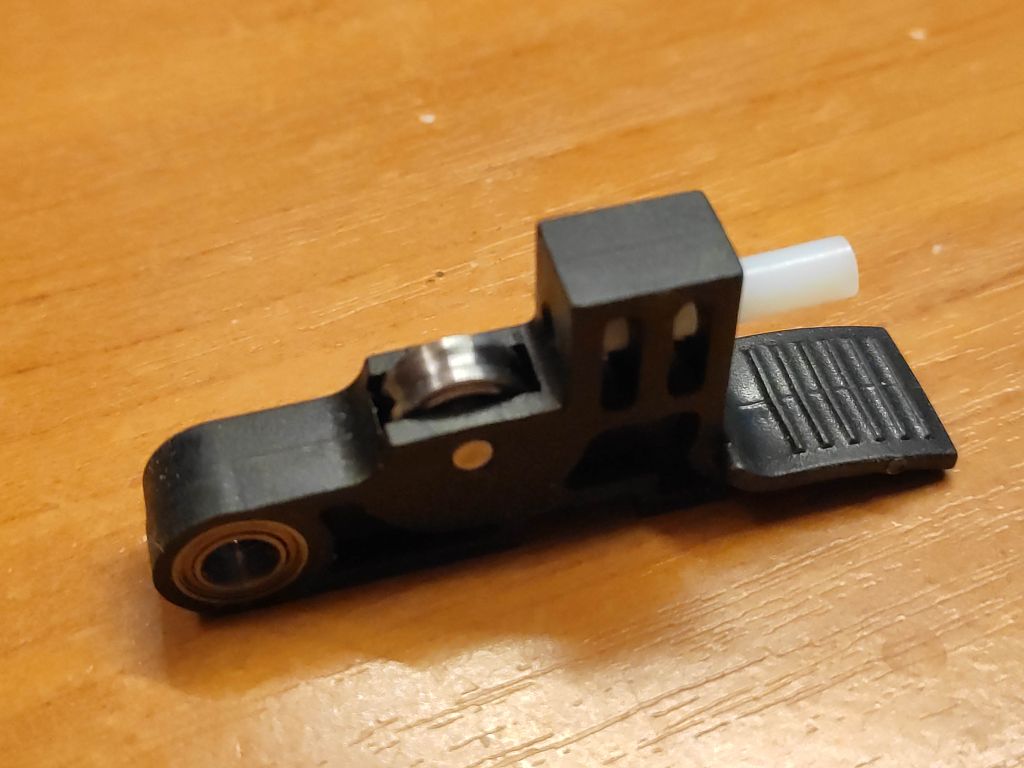 Натяжной кронштейн экструдера Titan