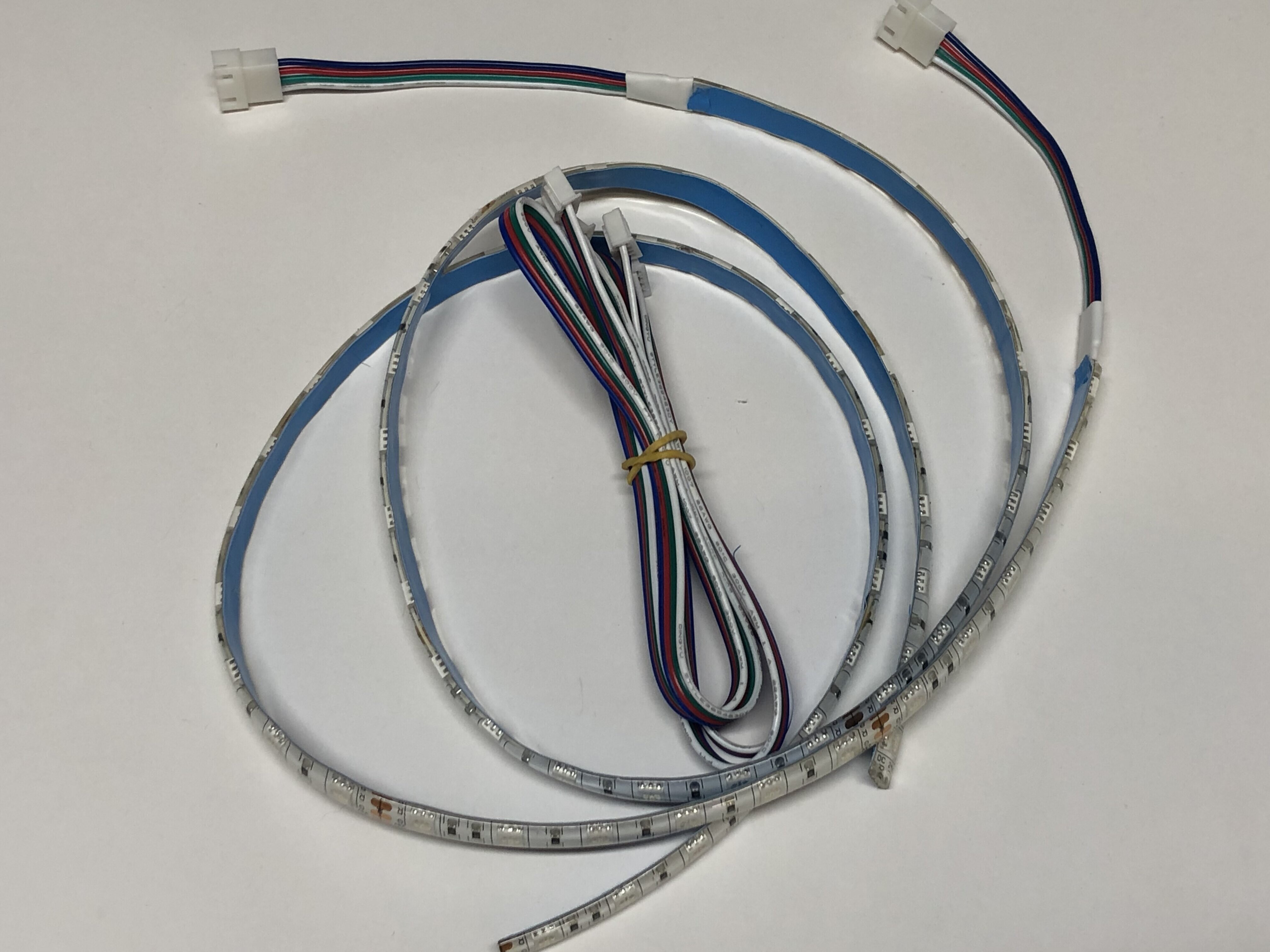 Комплектующие от LERDGE 3d: модуль питания стола, концевики, RGB-подсветка.