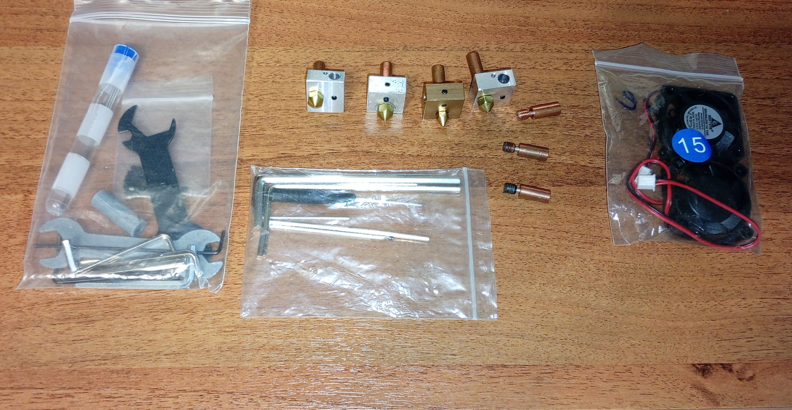 Продам 3Д принтер Анет А8_ПЛЮС (не акрил!)