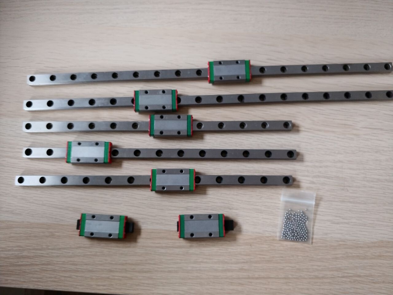 Рельсы MGN9 250-350мм Рельсы MGN9 250-350мм