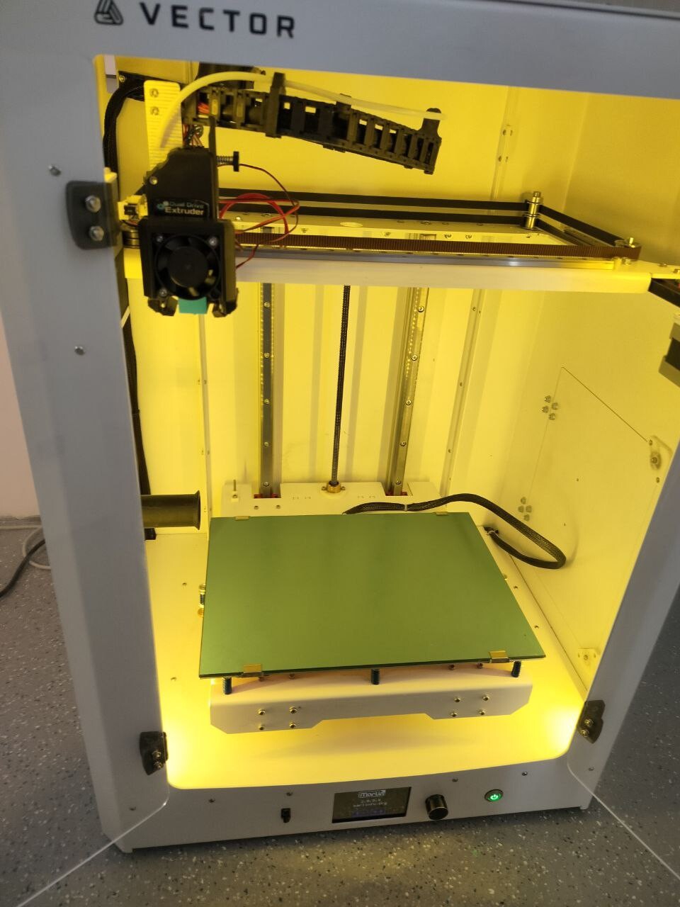 Продаю Vector A4