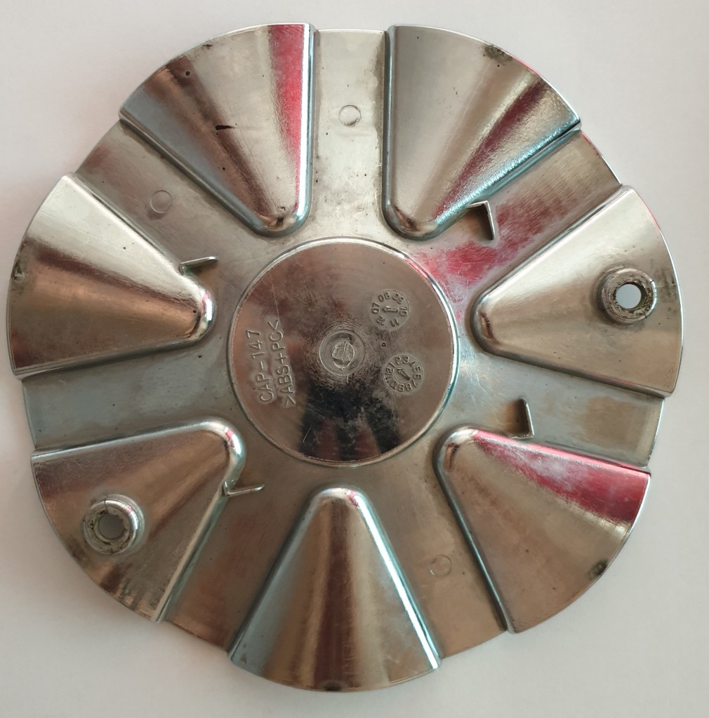 Спроектировать деталь в Solidworks