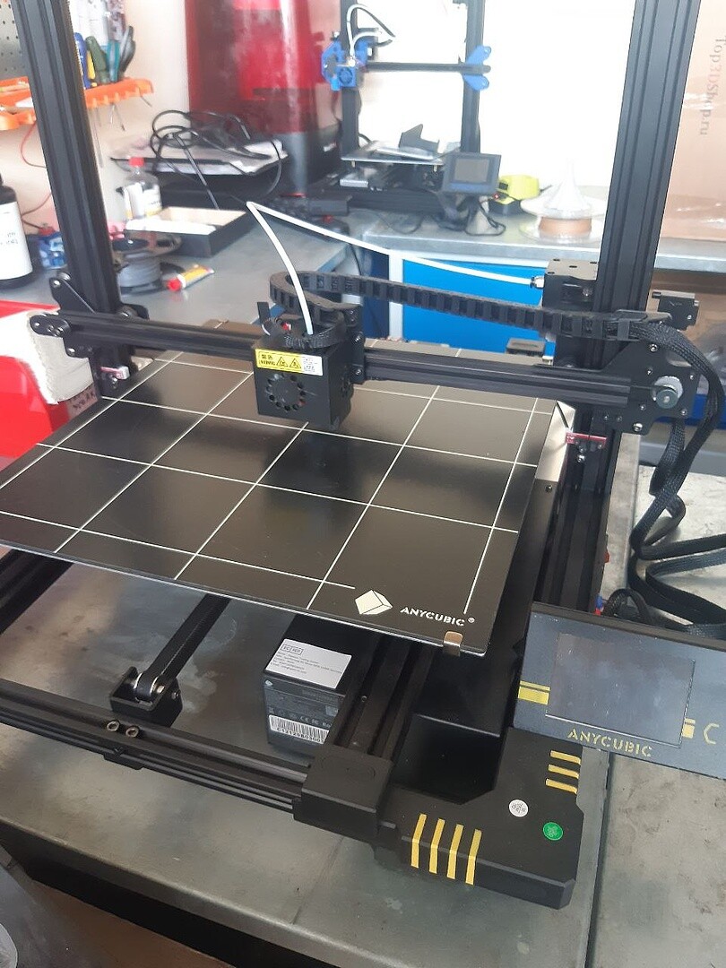 Продам 3D принтер Anycubic Chiron б/у Продам 3D принтер Anycubic Chiron б/у