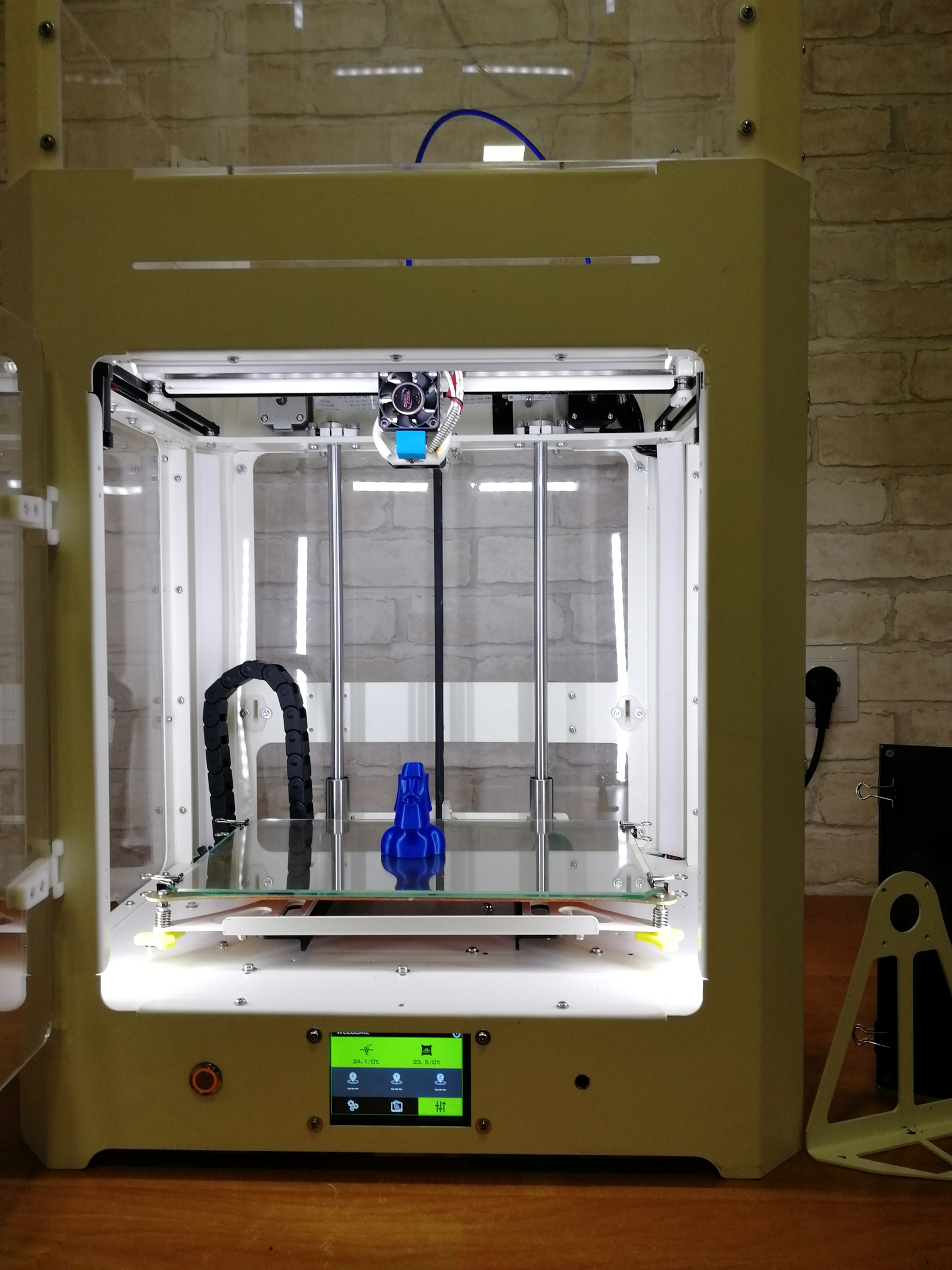 Продам 3d принтер UNI 2 White