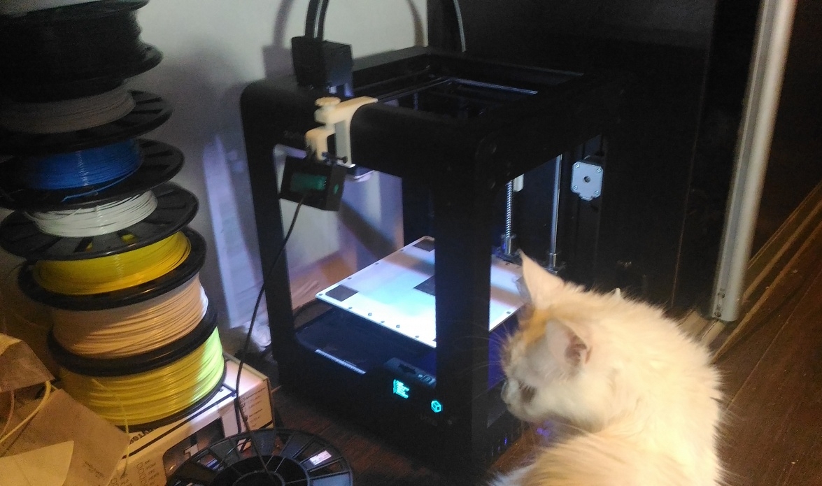 Продам домашний Zortrax M200