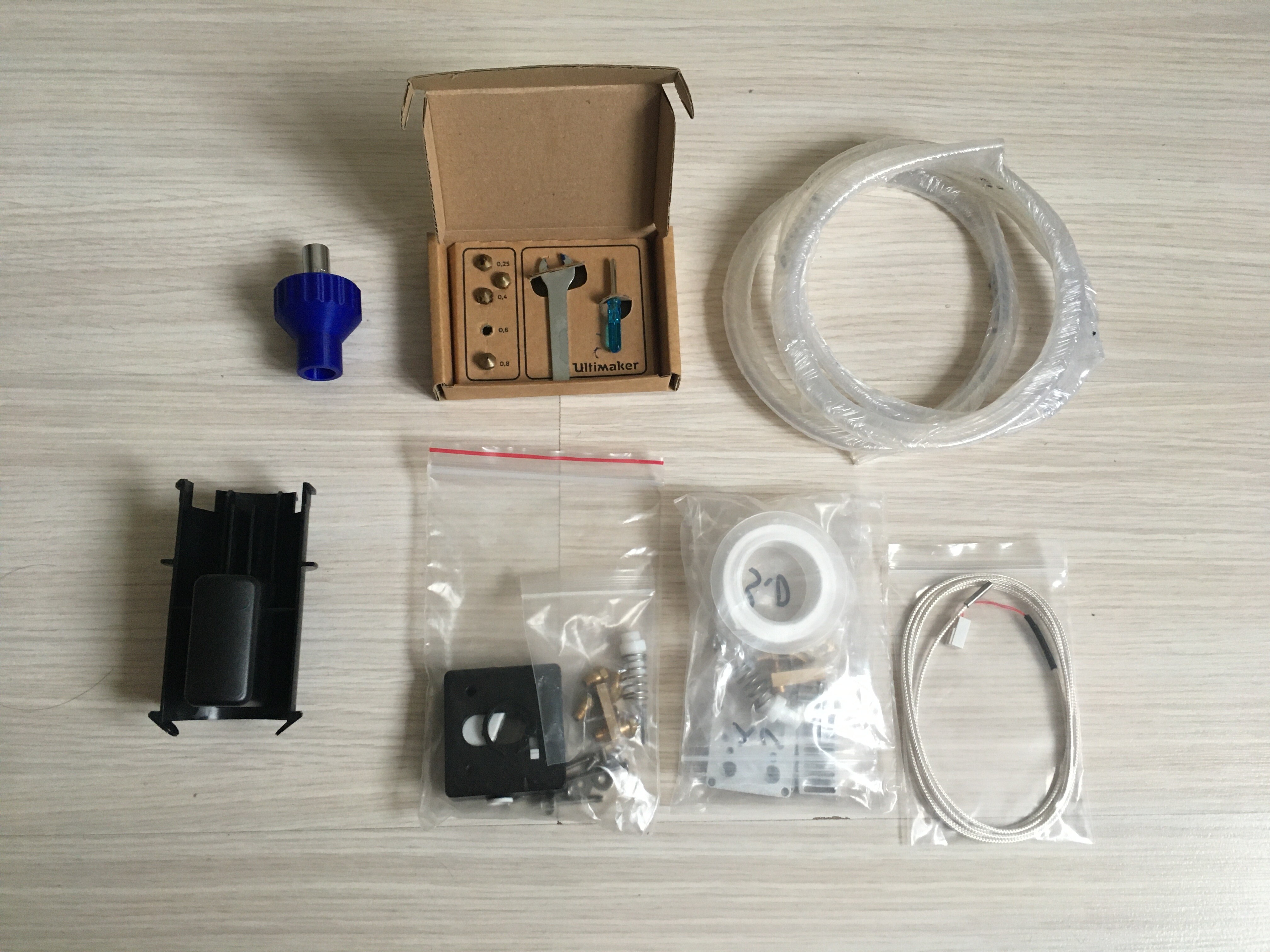 Продам Ultimaker 2 (оригинал)