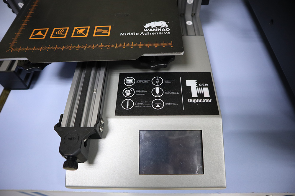 Продаем 3D принтер Wanhao D12 230