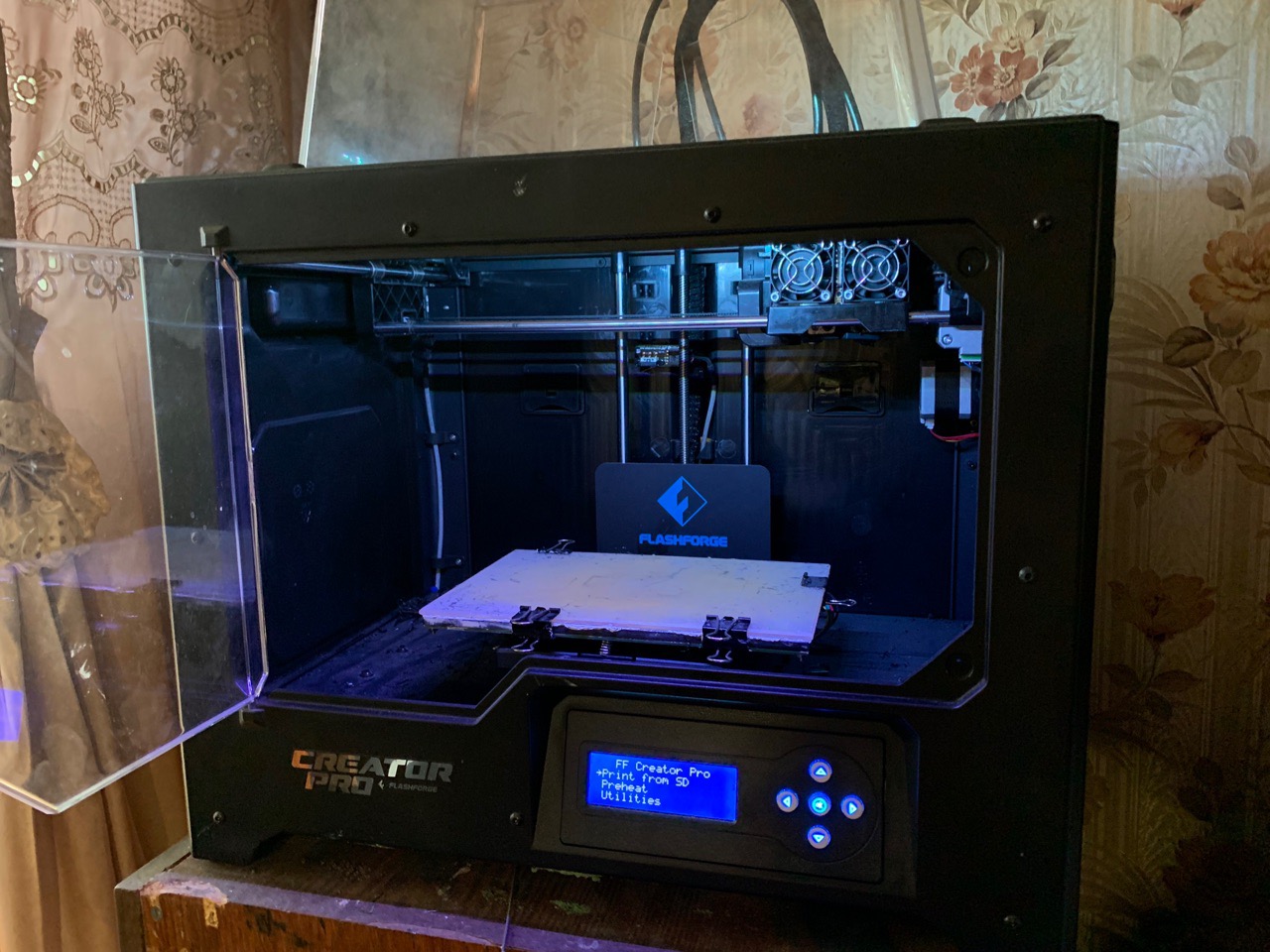 Продам Flashforge Creator Pro