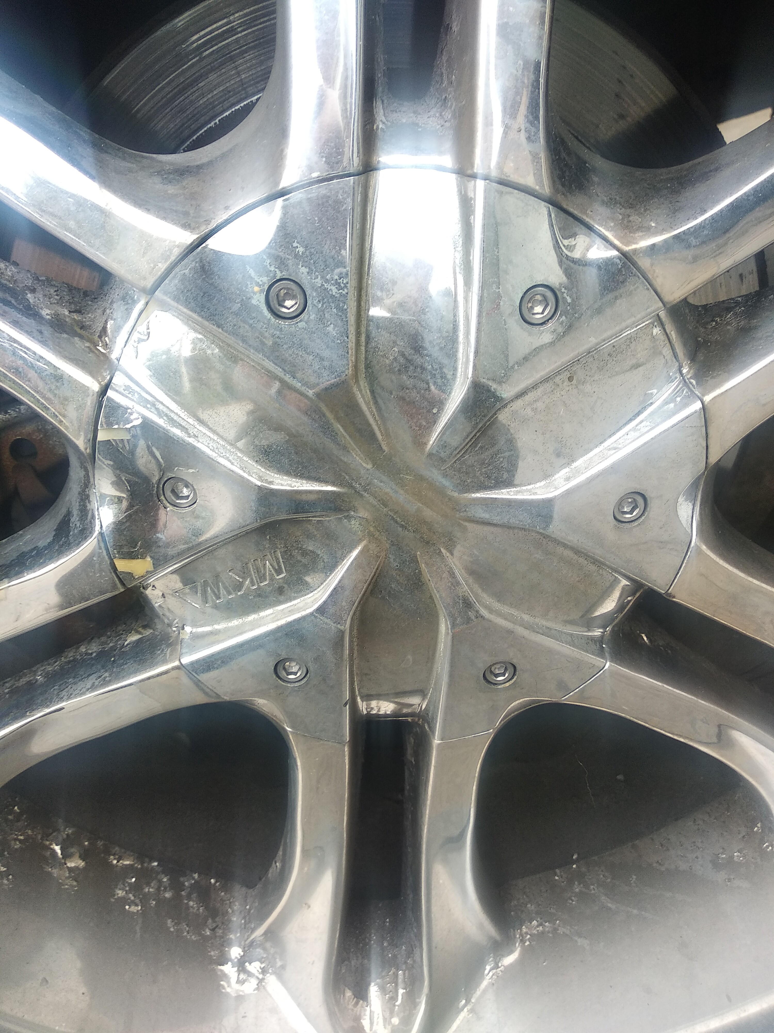 Колпак на колесо.