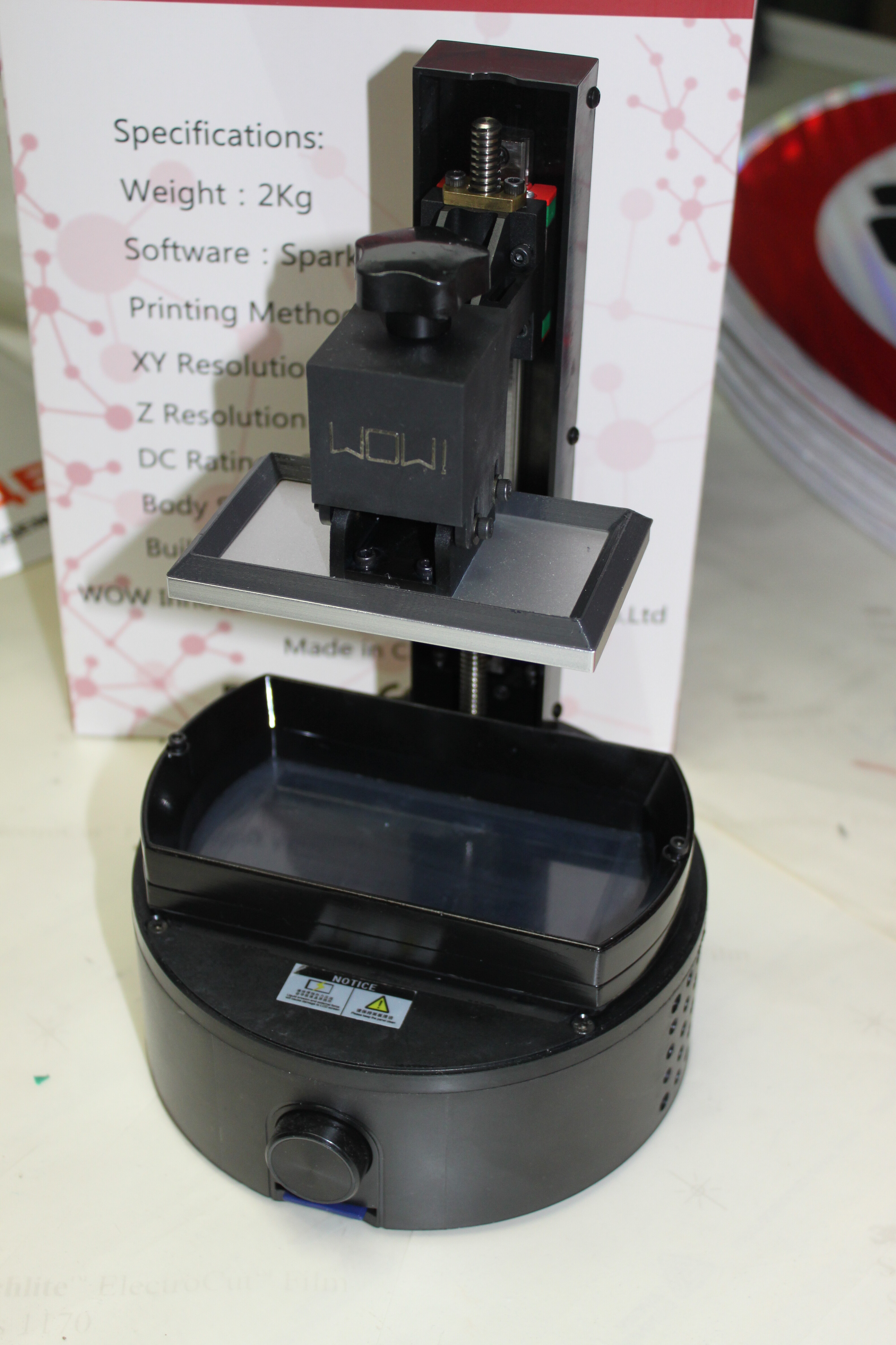 Продаю фотополимерный LCD 3d принтер SparkMaker FHD.