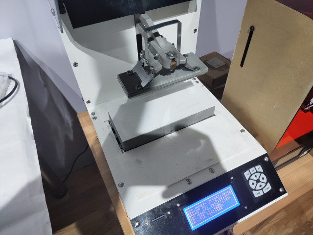 Фотополимерный SLA принтер RK-1 (РК-1) Фотополимерный SLA принтер RK-1 (РК-1)