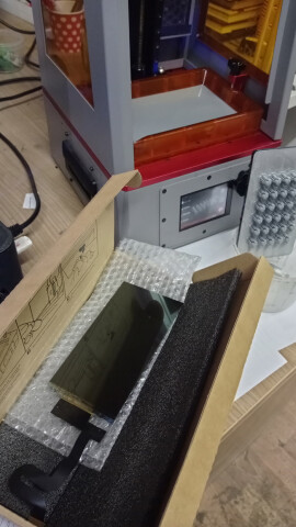 Wanhao GR1 с запасным экраном продам Wanhao GR1 с запасным экраном продам