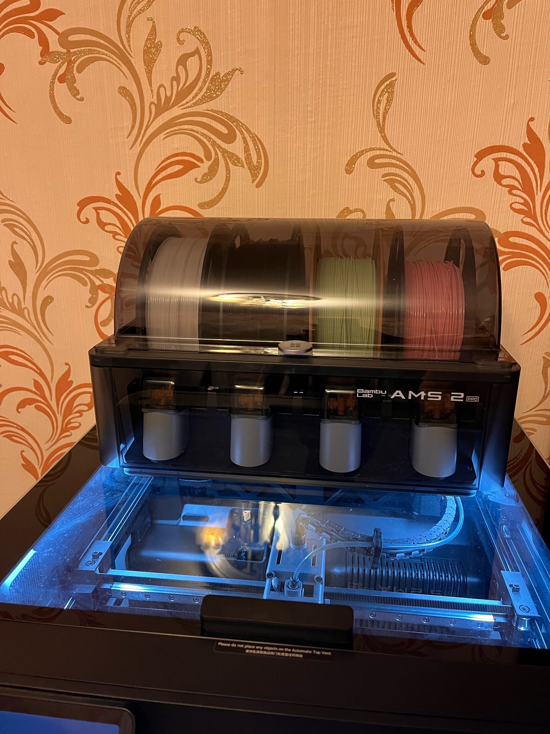 AMS система (Bambu Lab AMS 2 Pro)