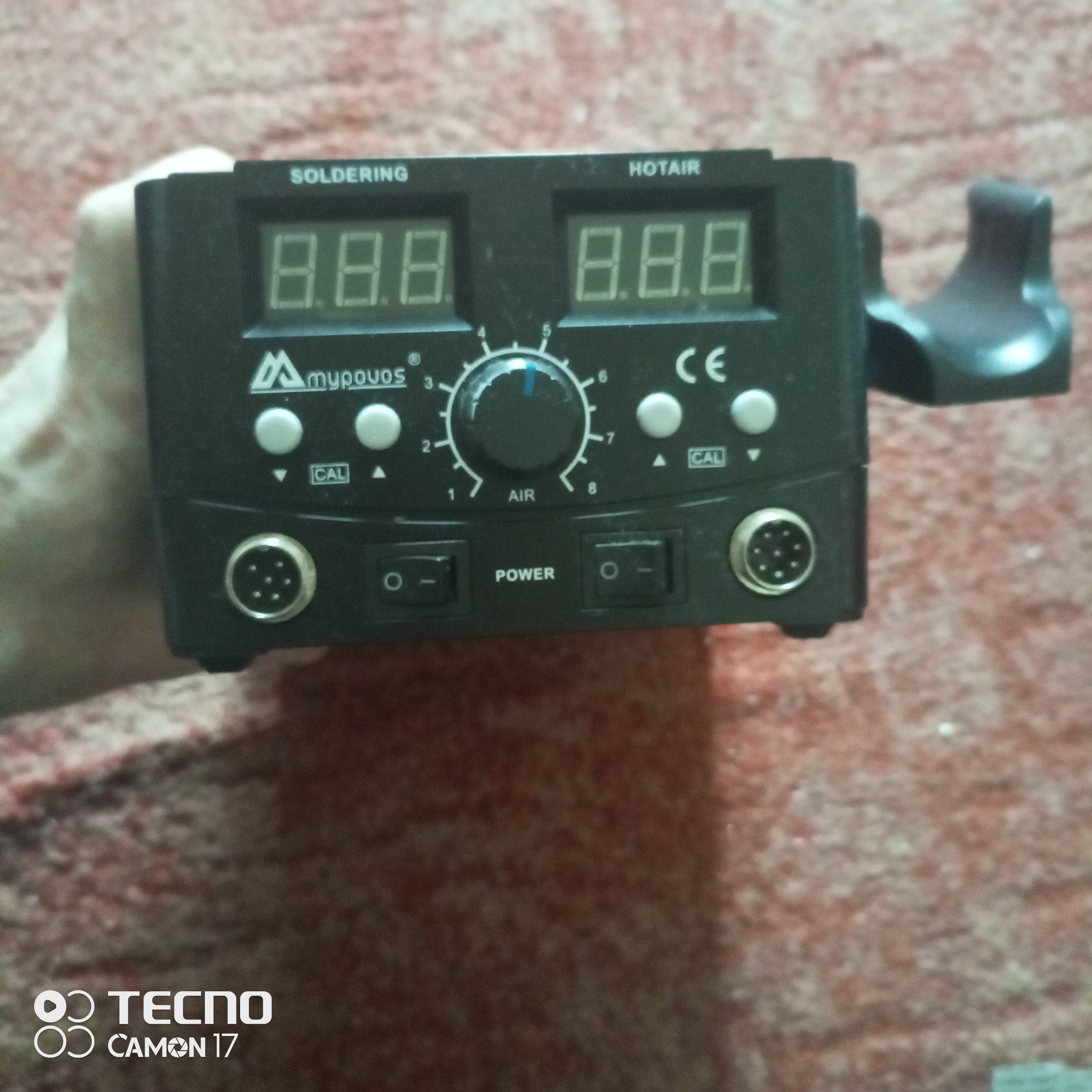 Продам, блок управления от паяльной станции и стекла.