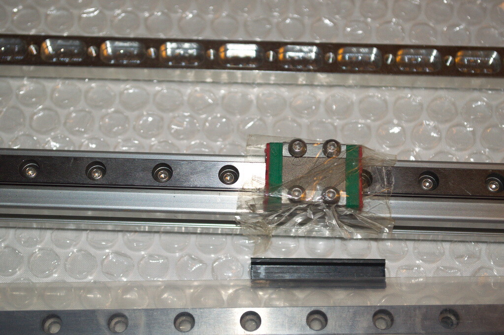 MGN9C + 350mm 3 шт. + АЛЮМИНИЕВЫЙ ПОРТАЛ ОСИ Х (PRO, BIG, BIG+) 1 шт +  профиль 20х20х400 мм.