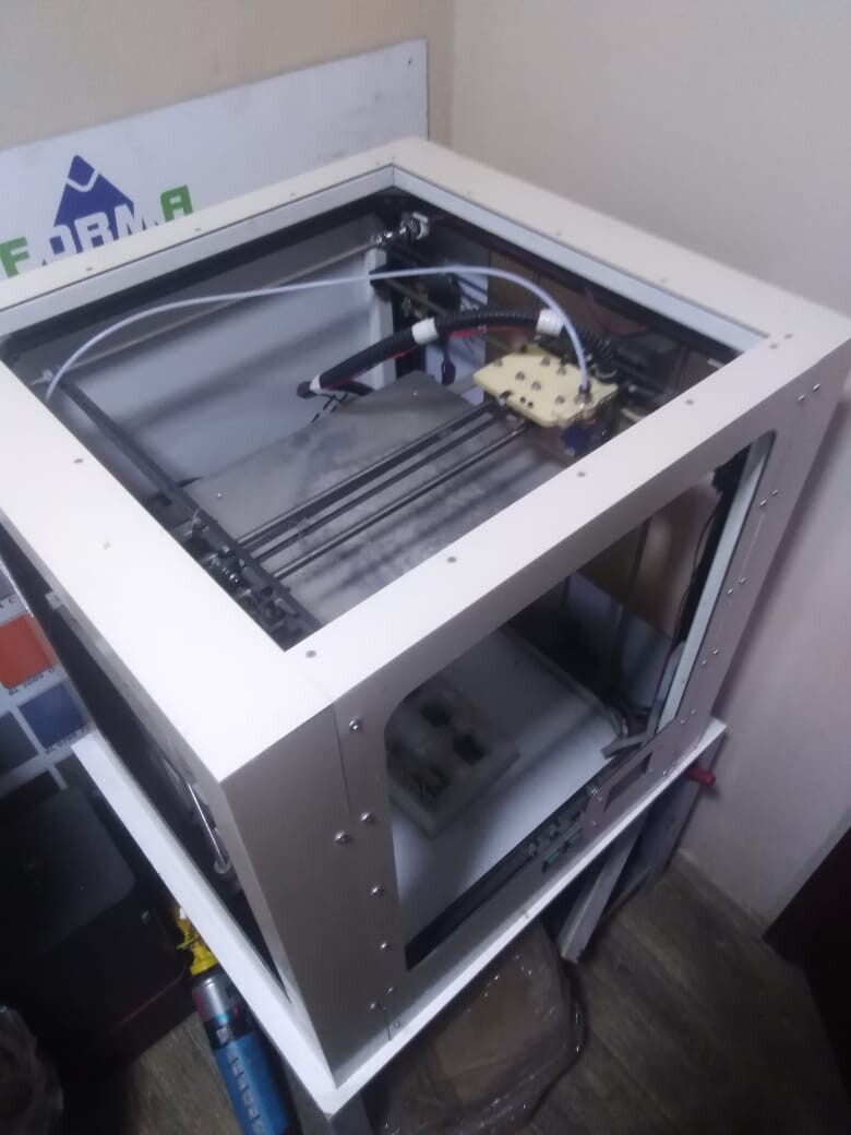 Продам в хорошие руки.