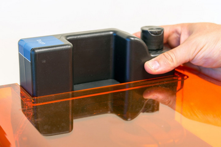 Куплю б/у картриджи для Formlabs Form2. Интересуют модификации: Grey 04, Cast 01, Clear 04.