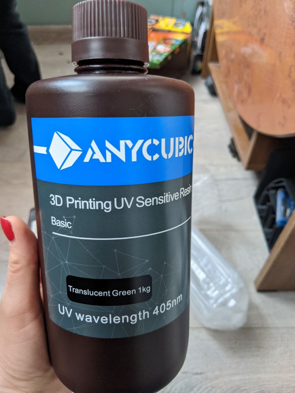 Продам смолу.