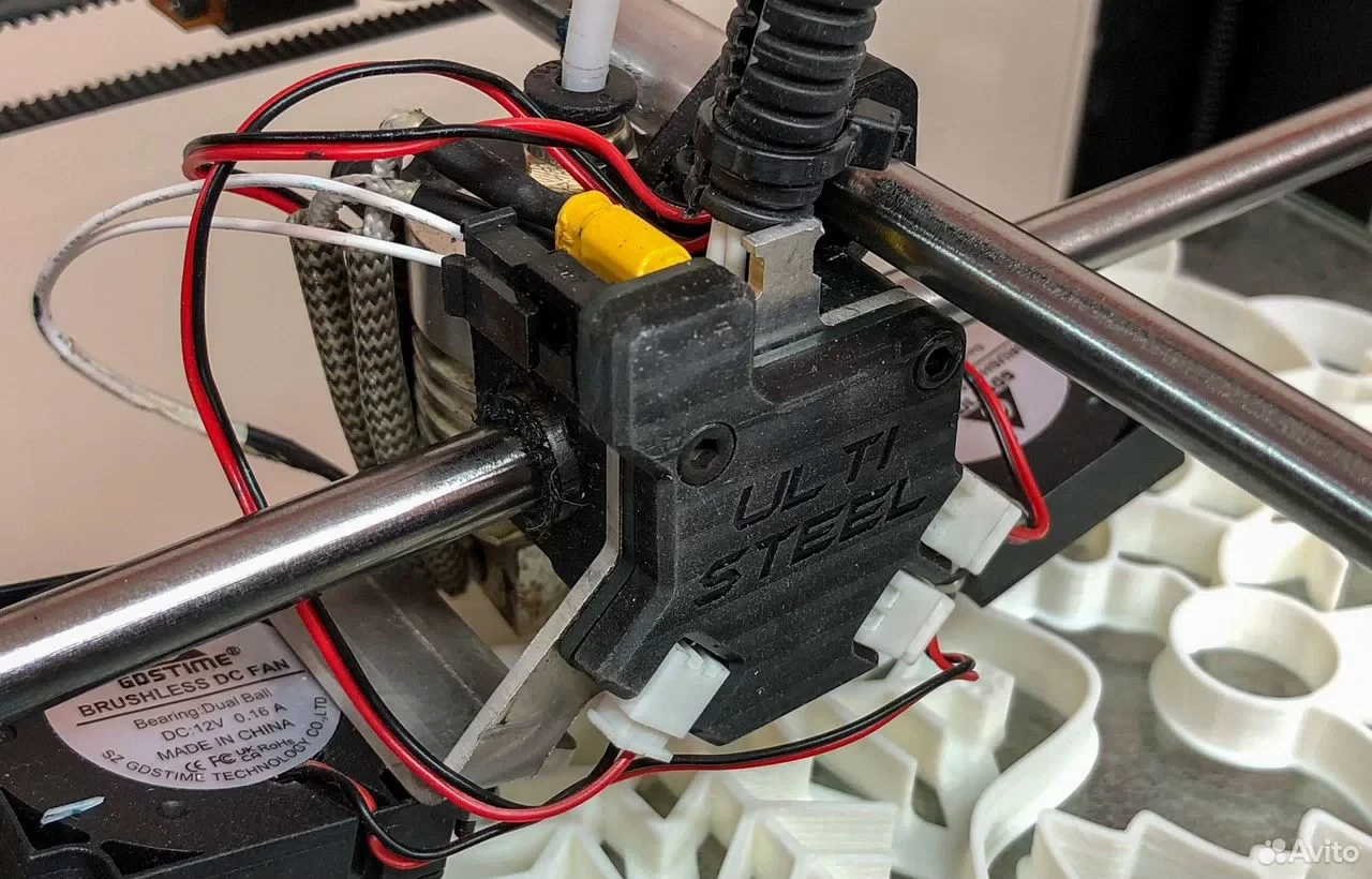 3D принтер Ulti Steel 2 3D принтер Ulti Steel 2