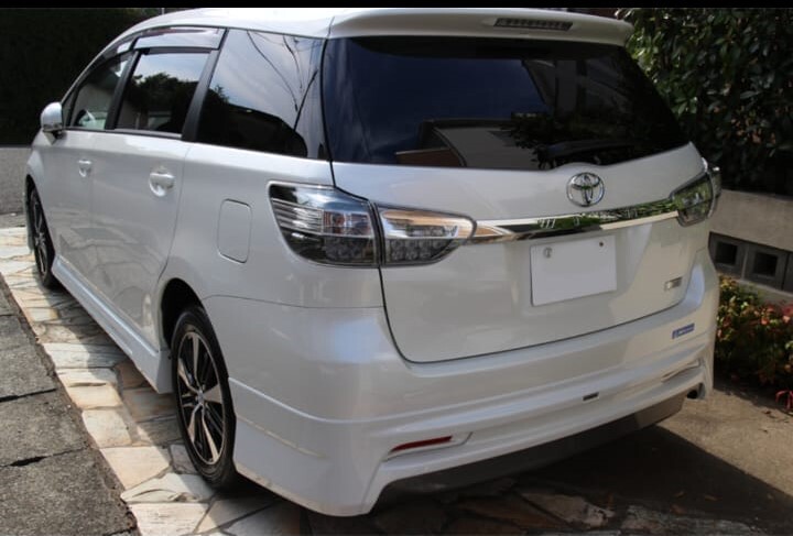 Создать/помочь найти 3D модель Toyota Wish 2014 года