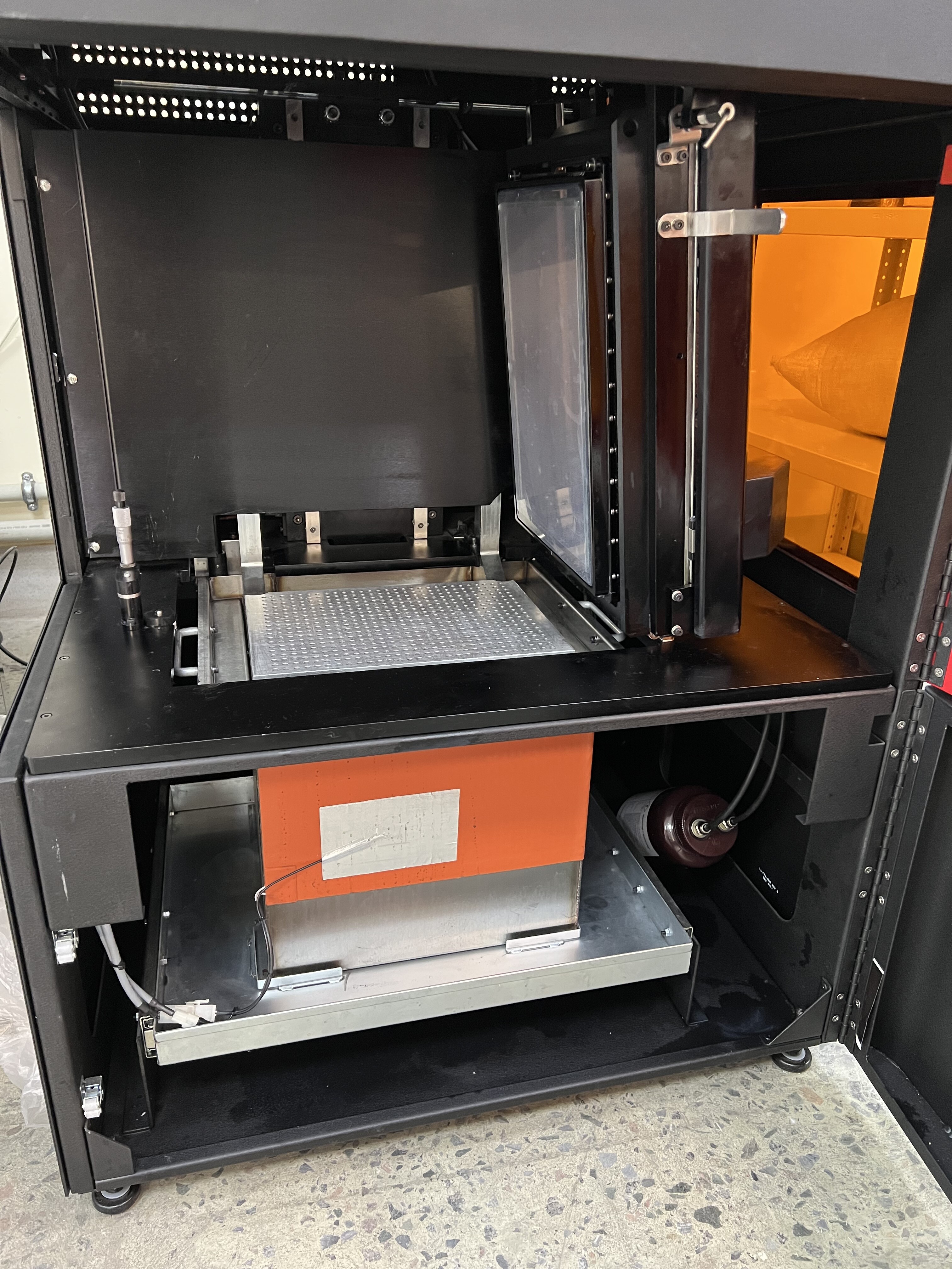 Продаём принтер EnvisionTEC ULTRA 3SP.