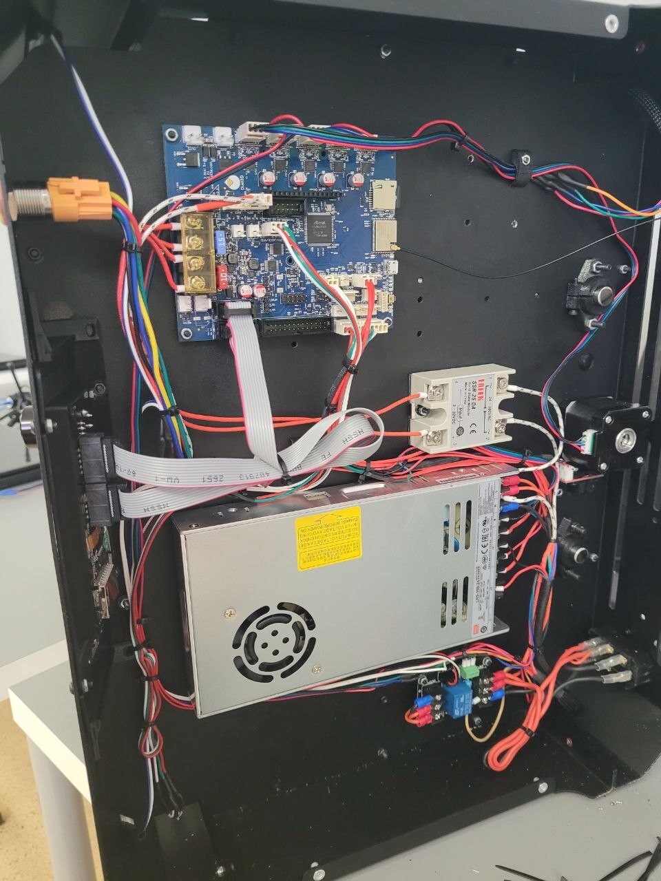 продам 3д принтер UNI 2.2+