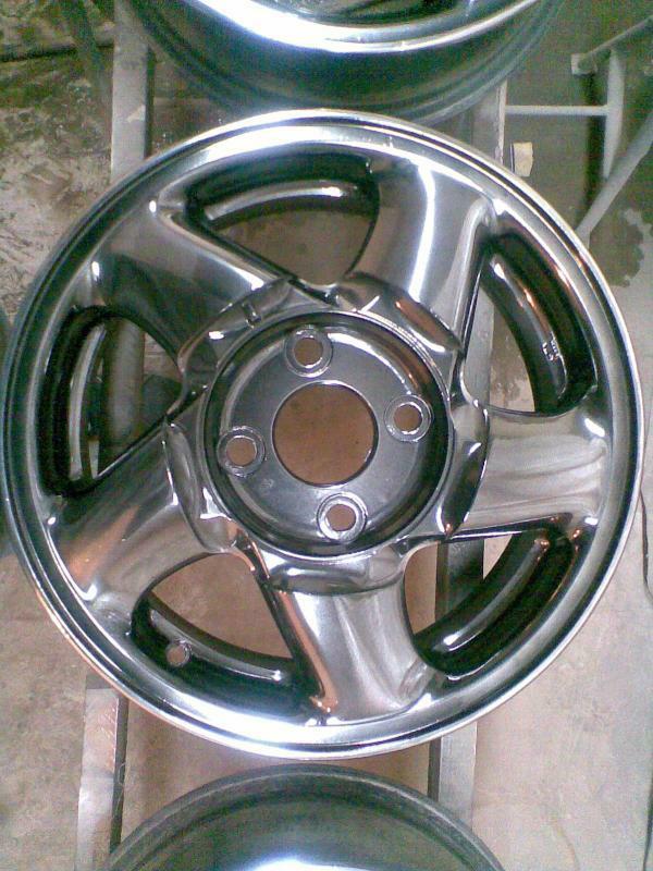 Митсубиси заглушка для дисков r-15