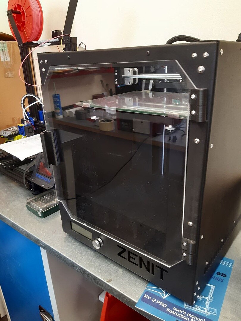 Продам 3D принтер Zenit б/у