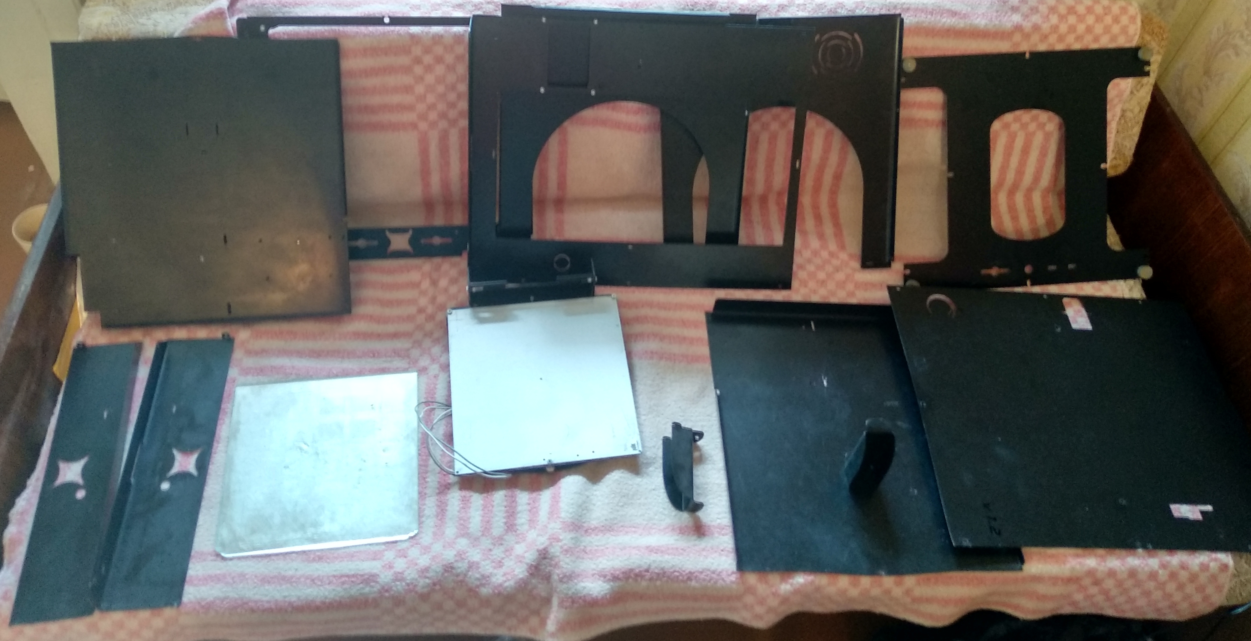 Продам корпус H-Bot Chimera Steel + кровать с подогревом