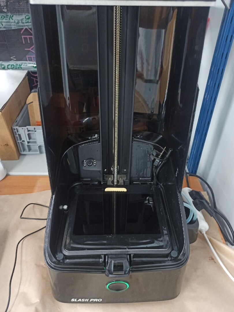 Фотополимерный LCD 3D принтер Uniz Slash Pro