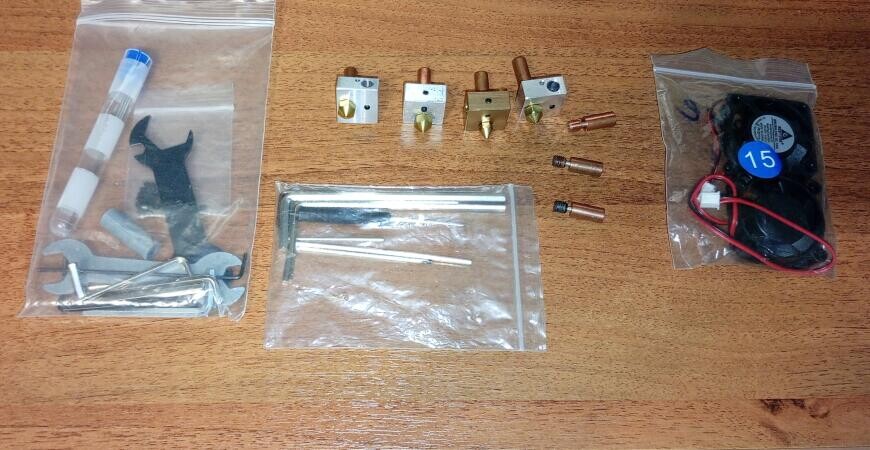 Продам 3Д принтер Анет А8_ПЛЮС (не акрил!)