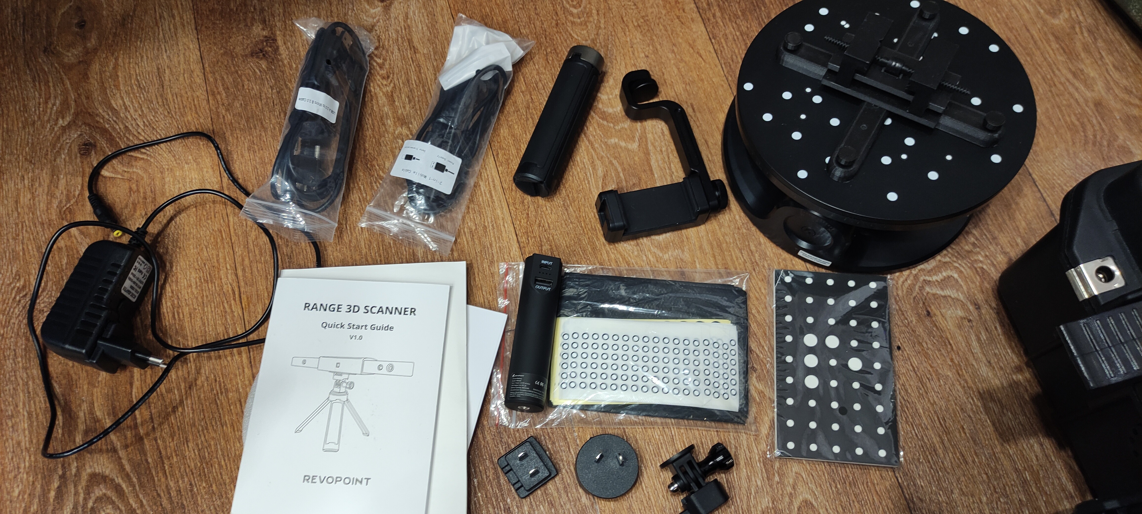 Продам 3д сканер "revopoint range" + поворотный стол "revopoint dual axis turntable" + ручной стабилизатор "Handheld Stabilizer" Продам 3д сканер "revopoint range" + поворотный стол "revopoint dual axis turntable" + ручной стабилизатор "Handheld Stabilizer"