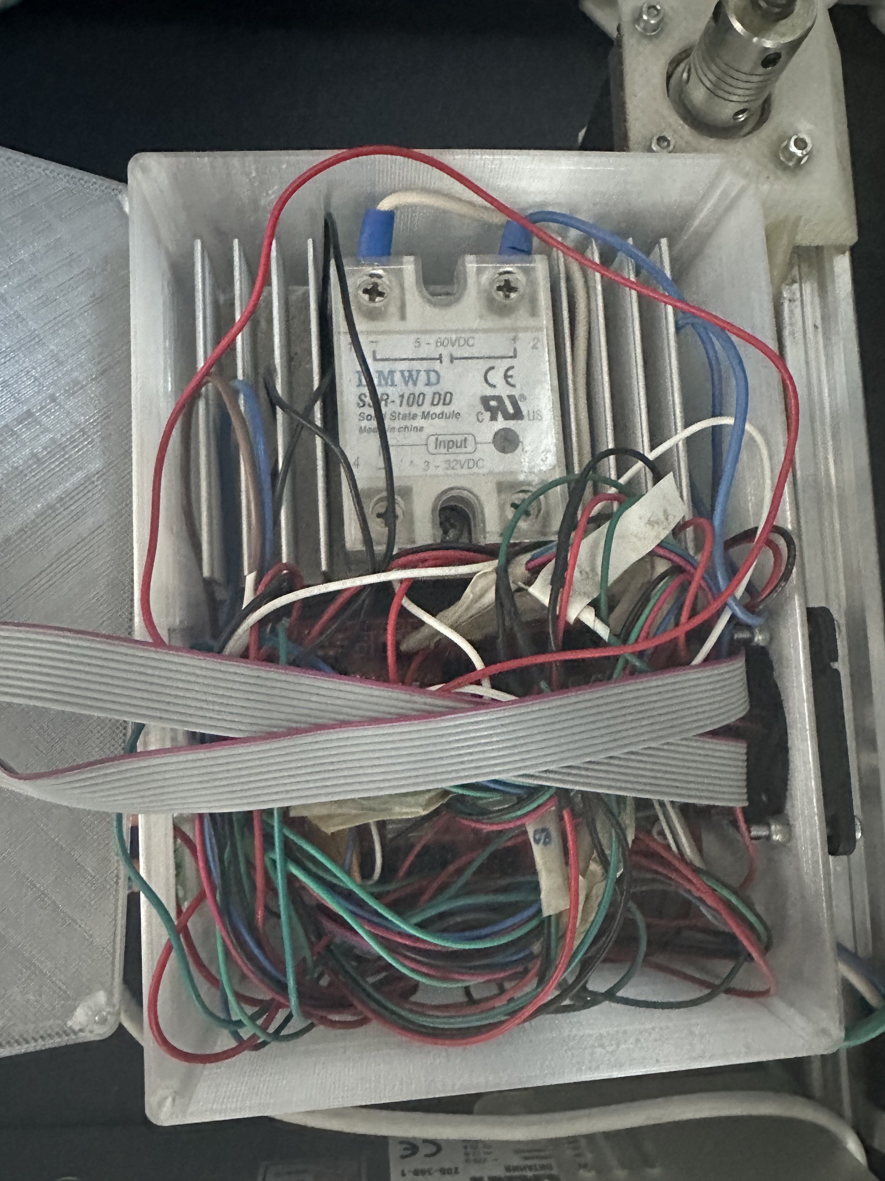 Недоделанный D-bot