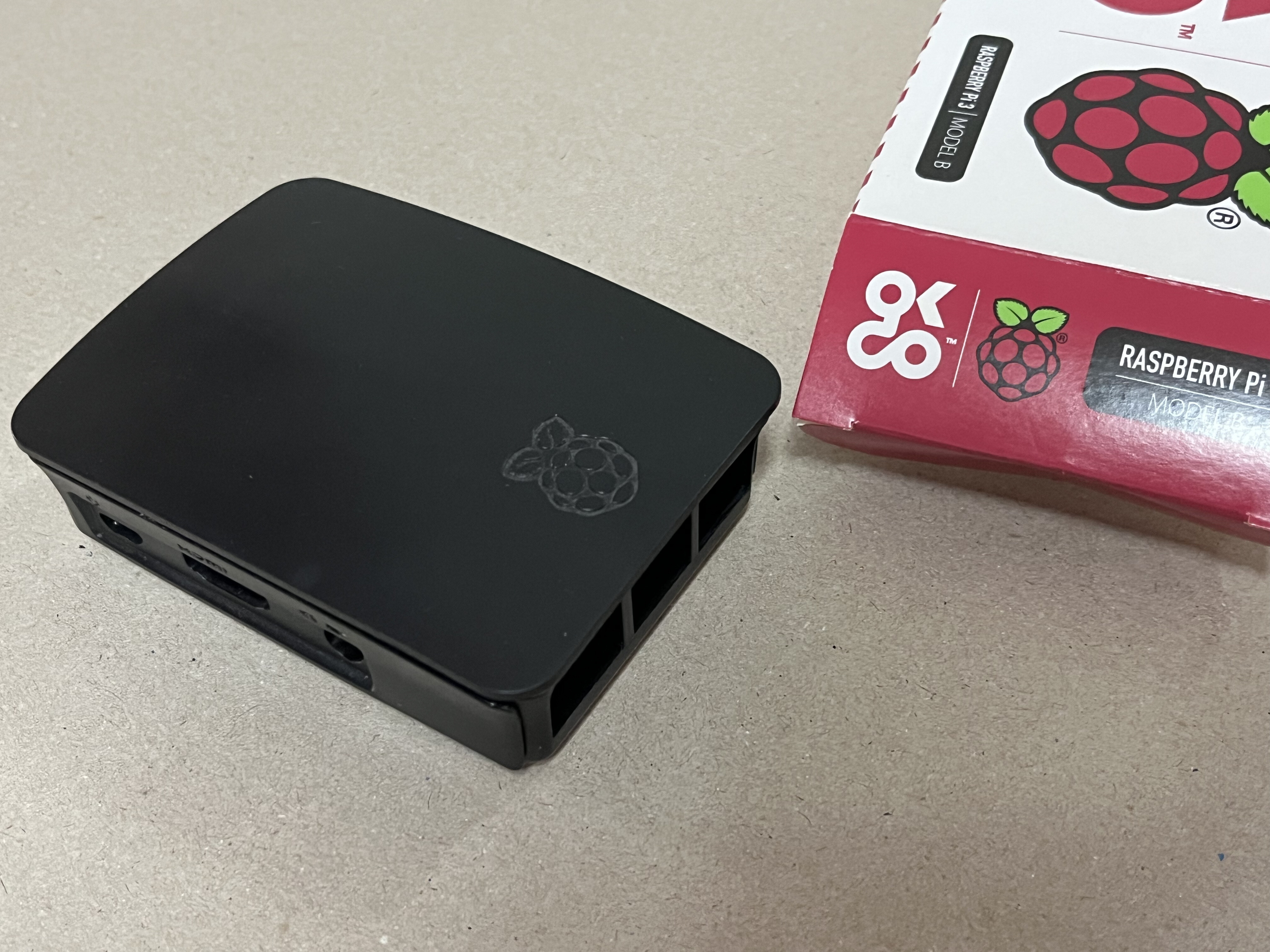 Raspberry pi 3 b + 4,3" HDMI LCD