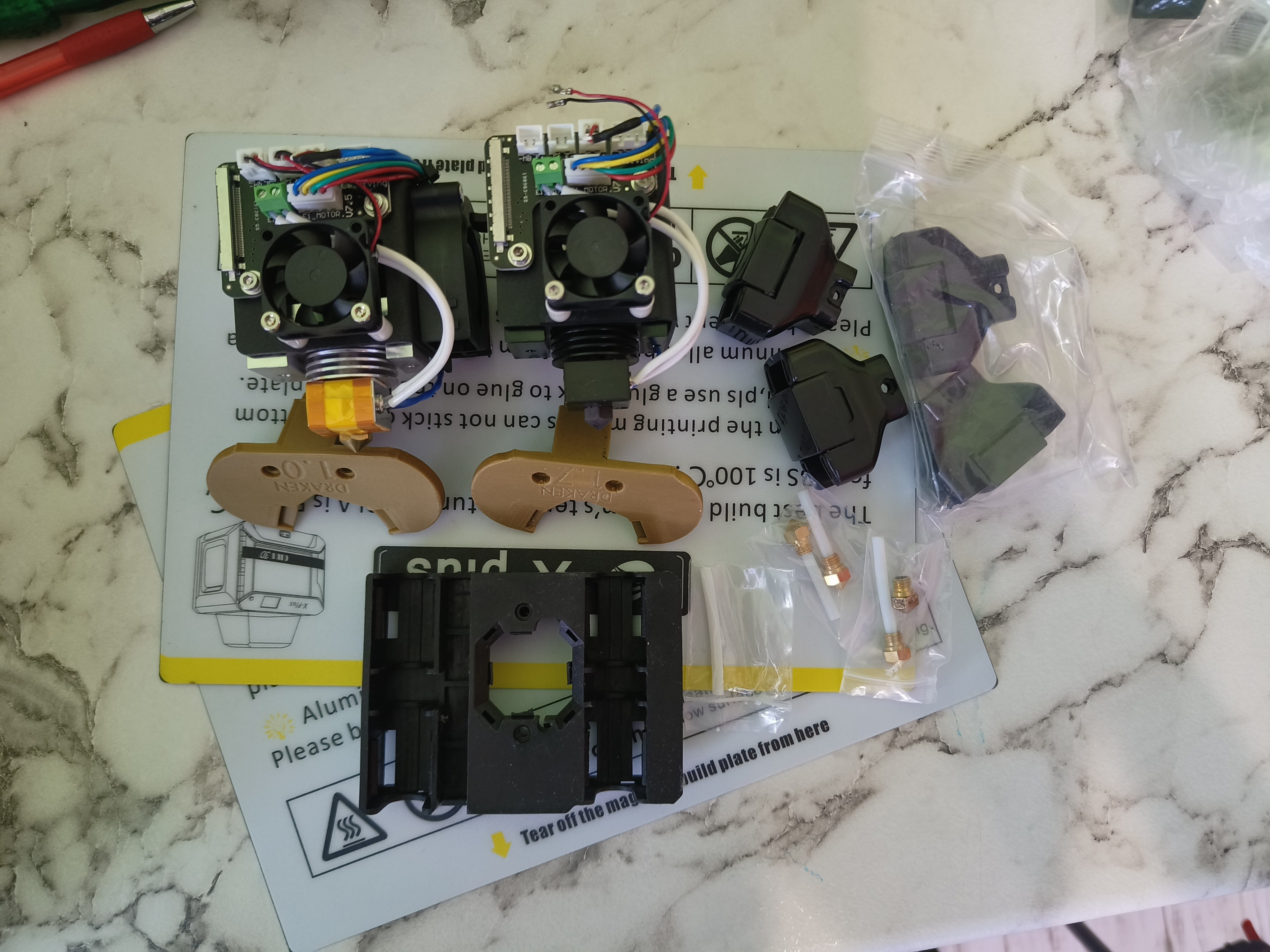 Продам Qidi X-Plus