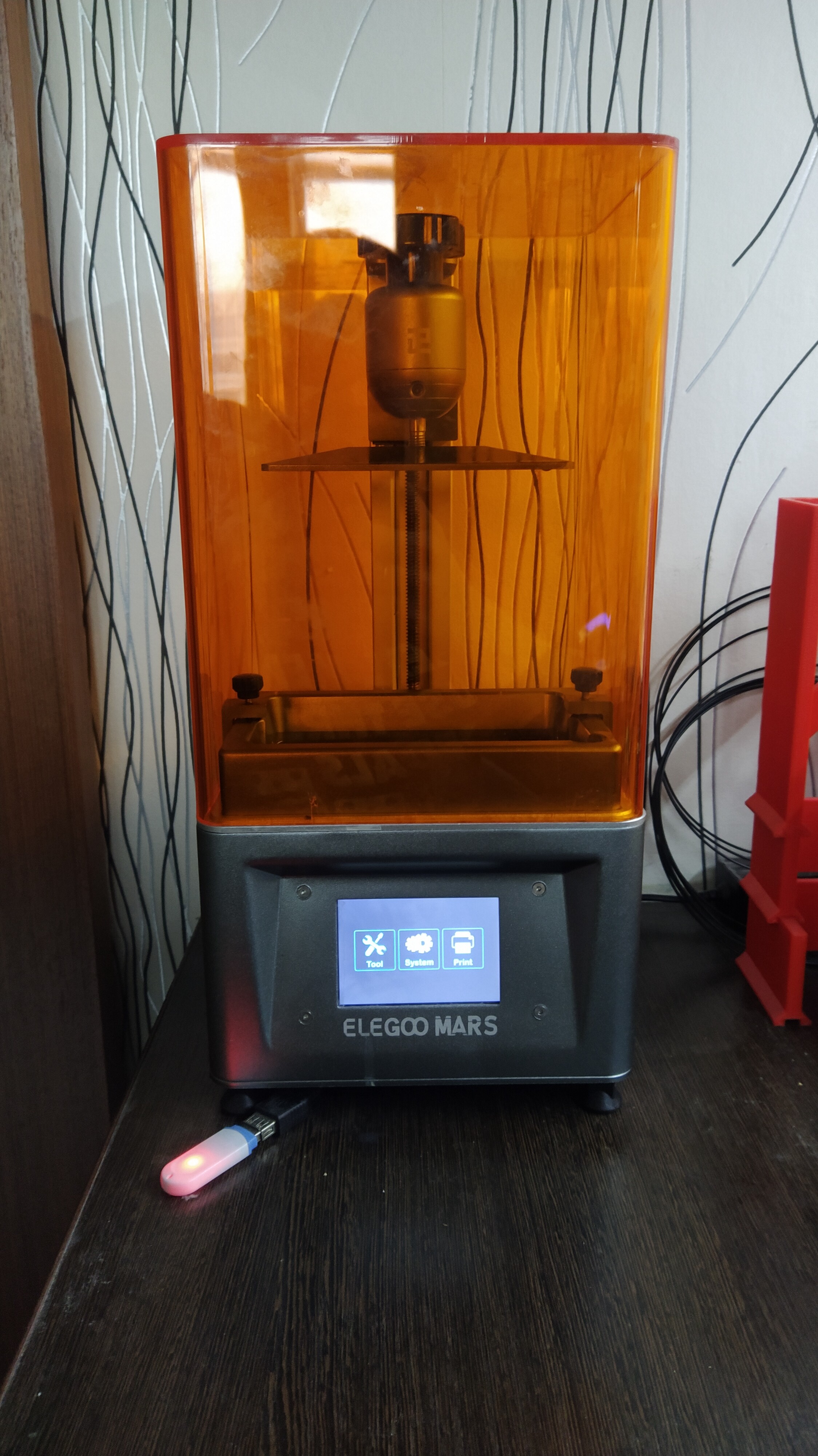 3D принтер фотополимерный Elegoo Mars 3D принтер фотополимерный Elegoo Mars