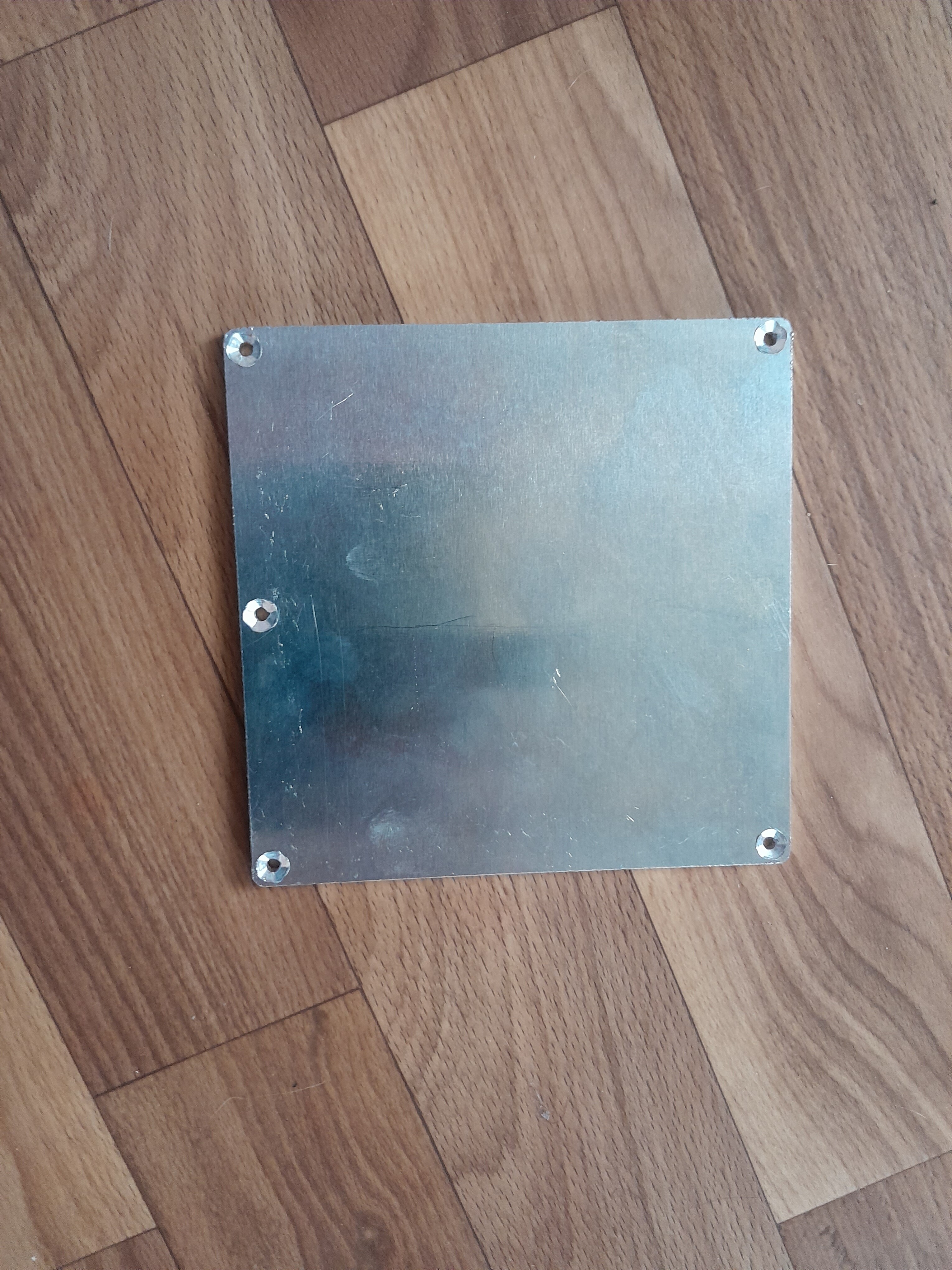 Продам стол для 3d принтера 120 на 120мм Продам стол для 3d принтера 120 на 120мм