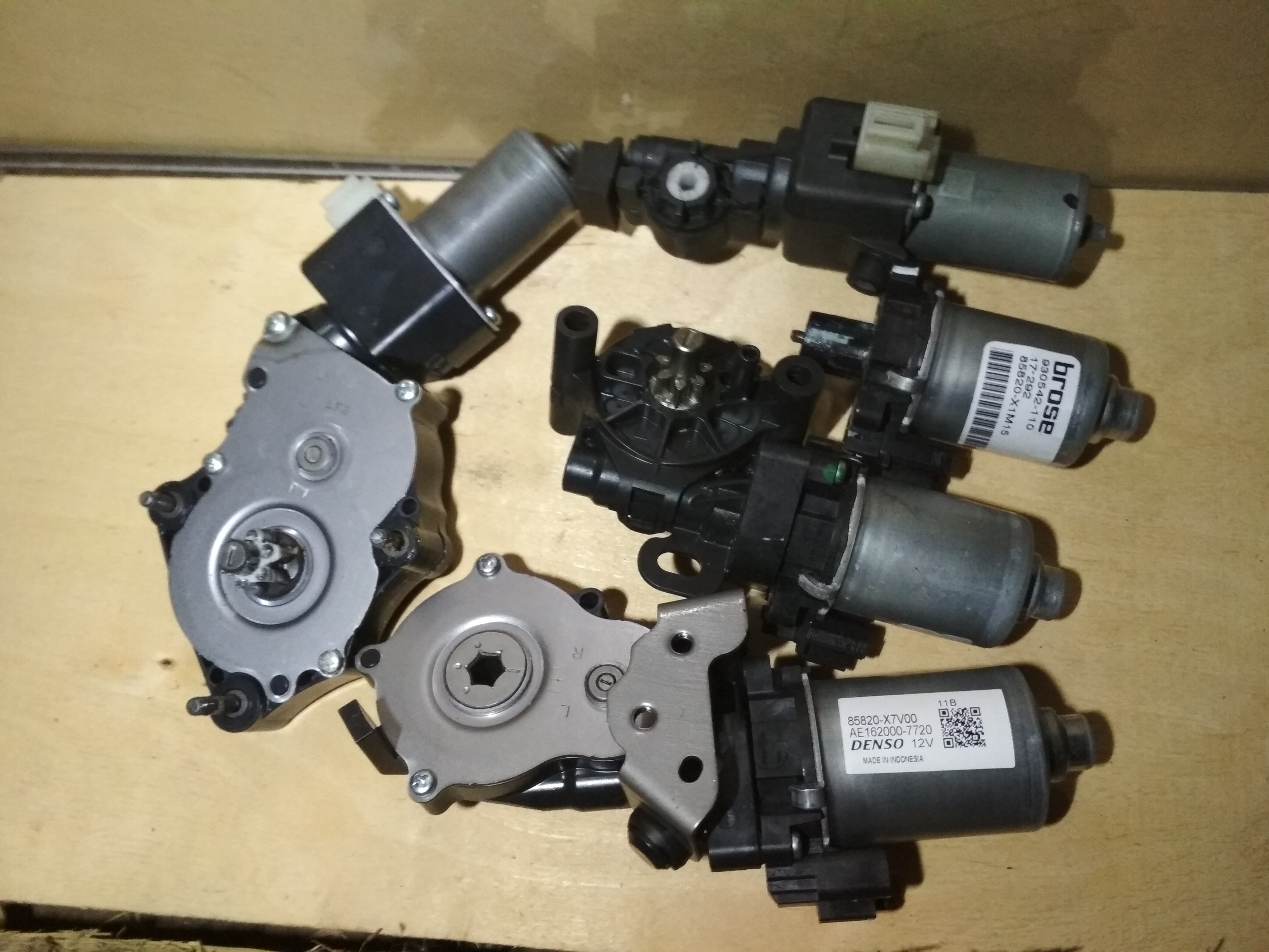 Электромоторы 12V с редукторами и без