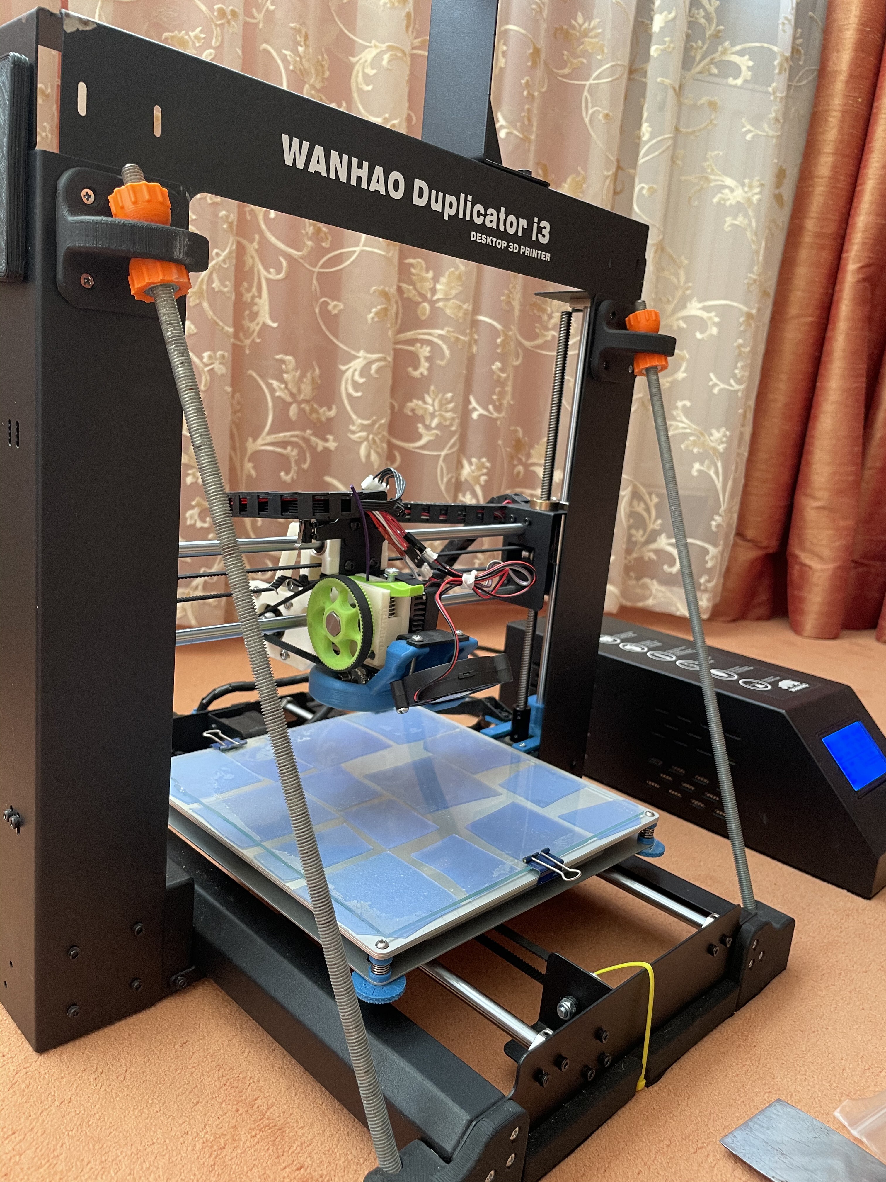 Продам 3D принтер Wanhao Duplicator i3 v2.1. Полностью доработанный. Торг.