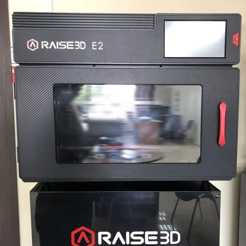 Продается б/у принтер Raise3D E2