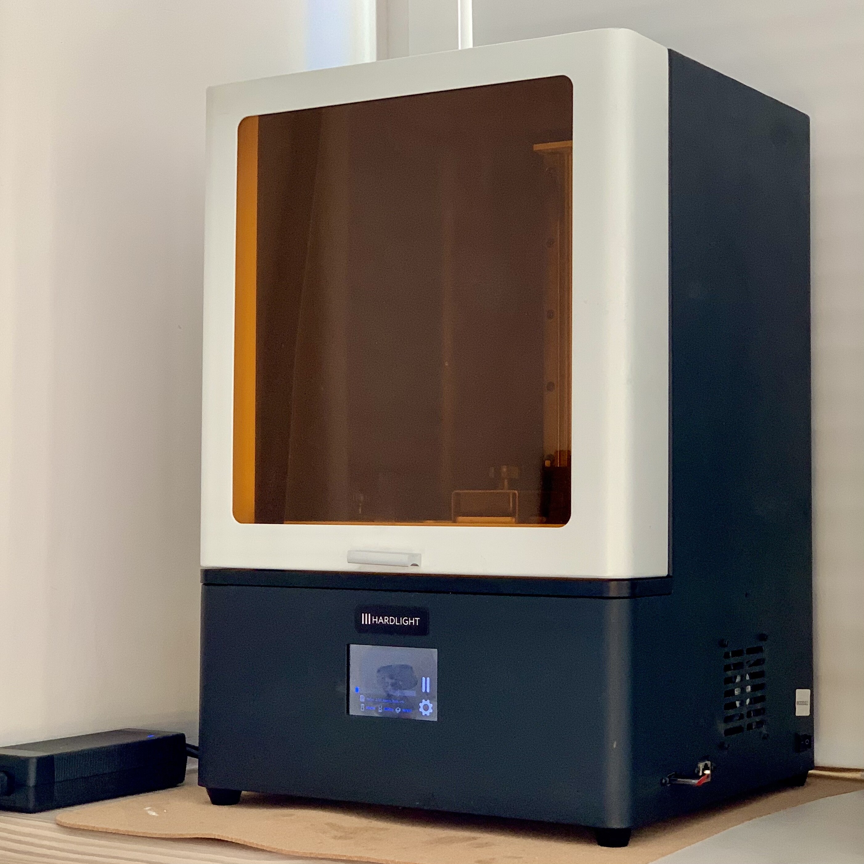 SIRIUS XL black 8,9 4K