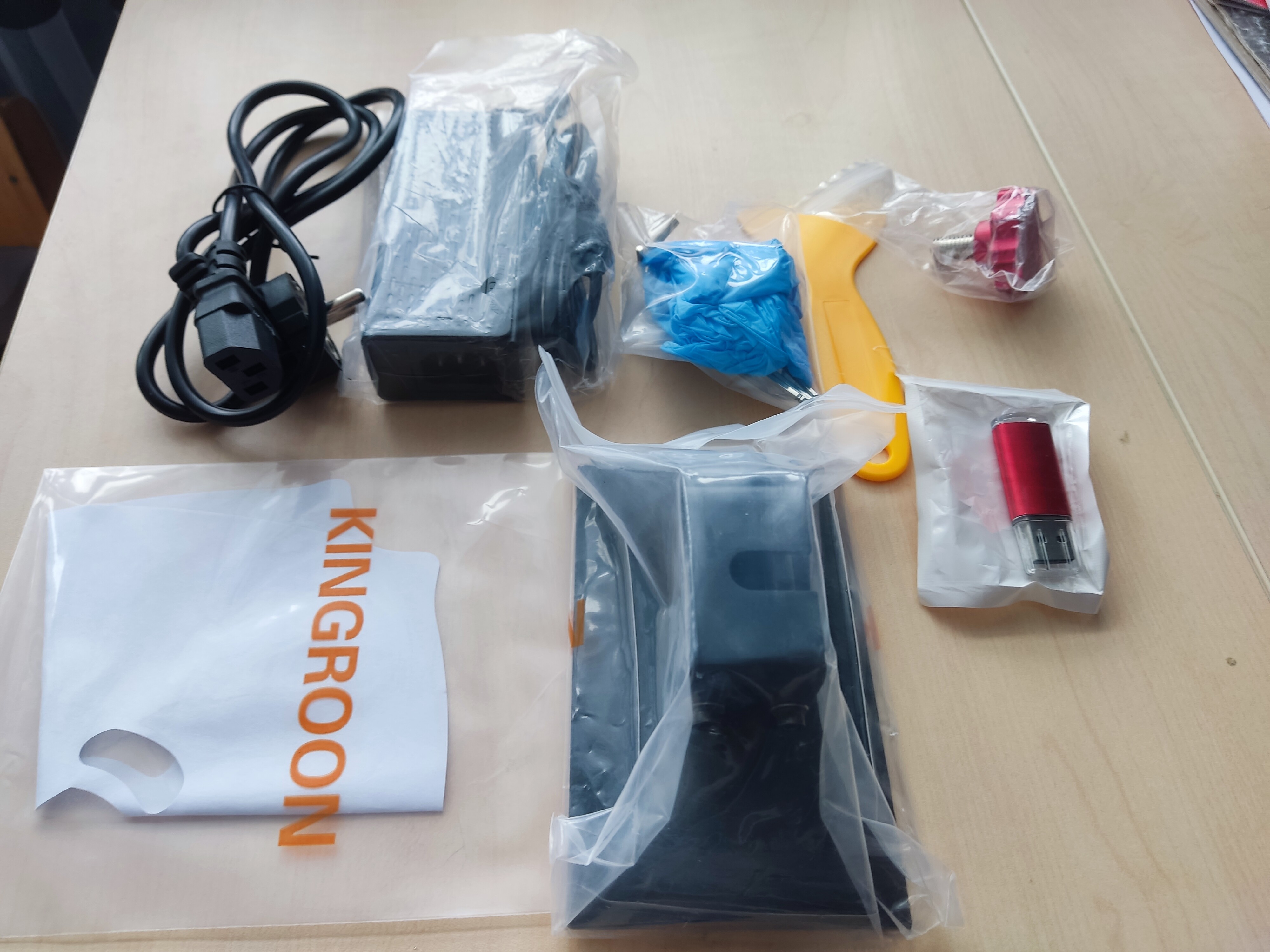 Kingroon kp6 mono 2k