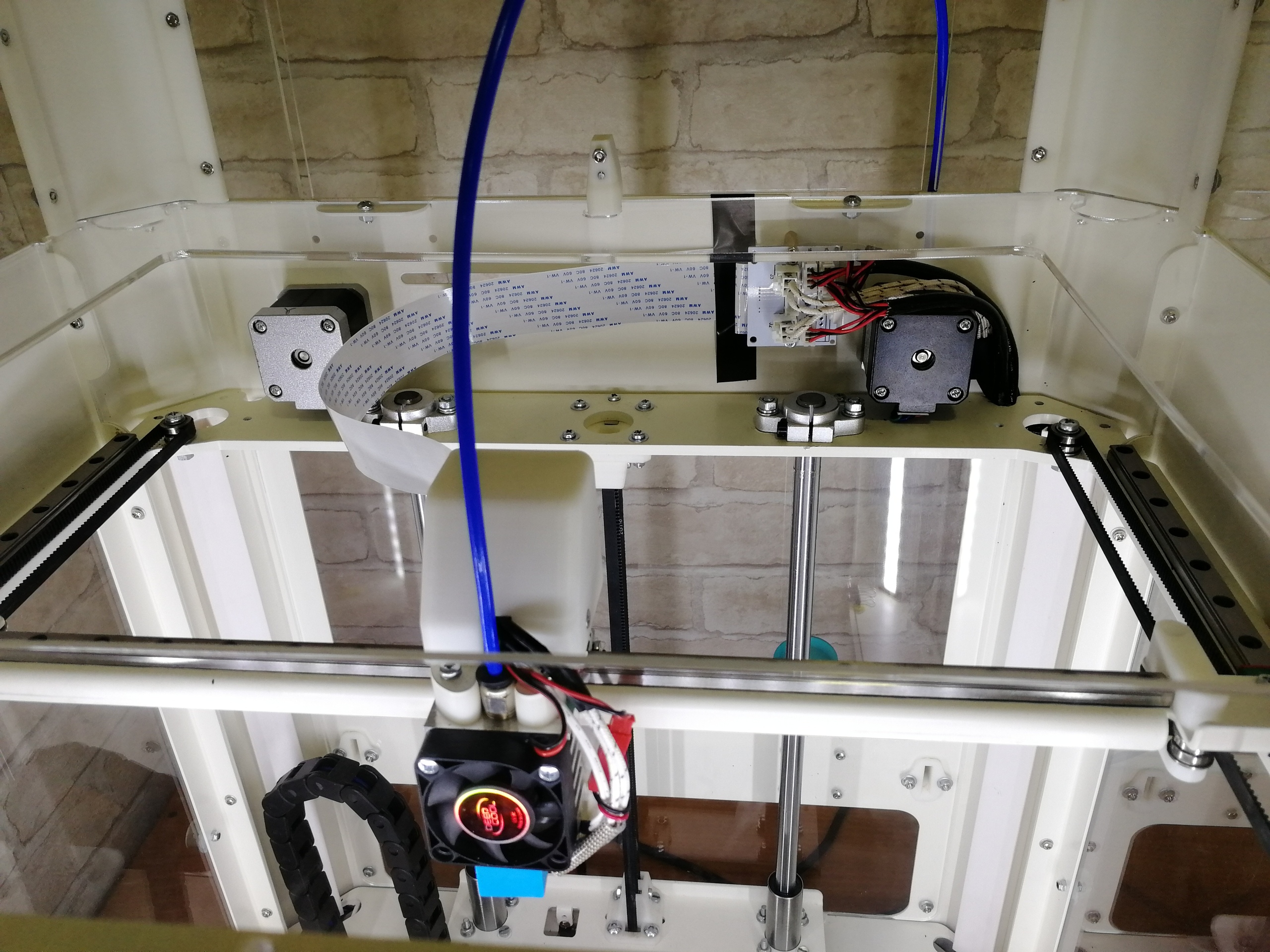 Продам 3d принтер UNI 2 White