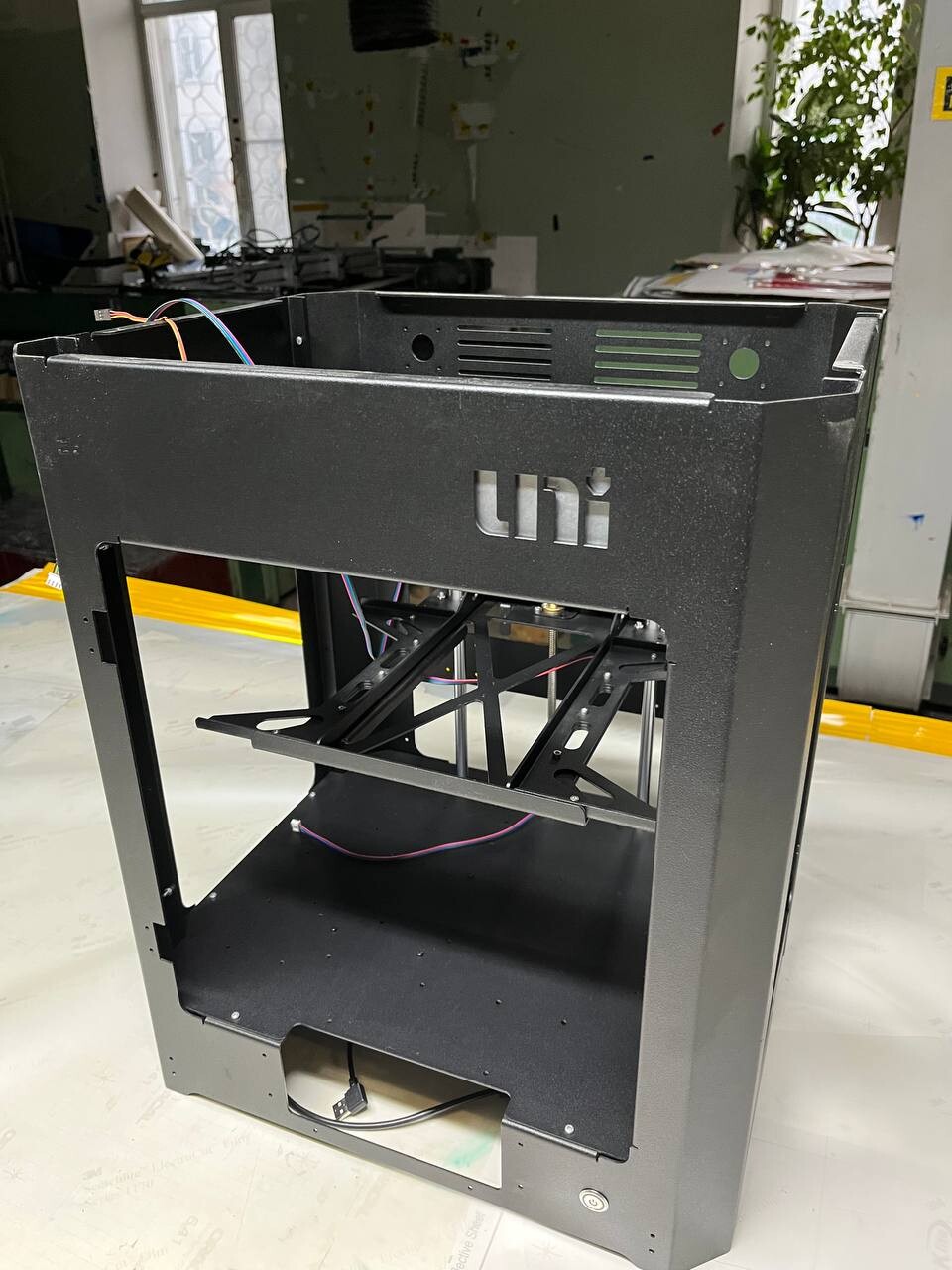 Продам незаконченный uni.