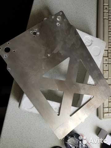 Продаю алюминиевый стол для сборки Ultimaker