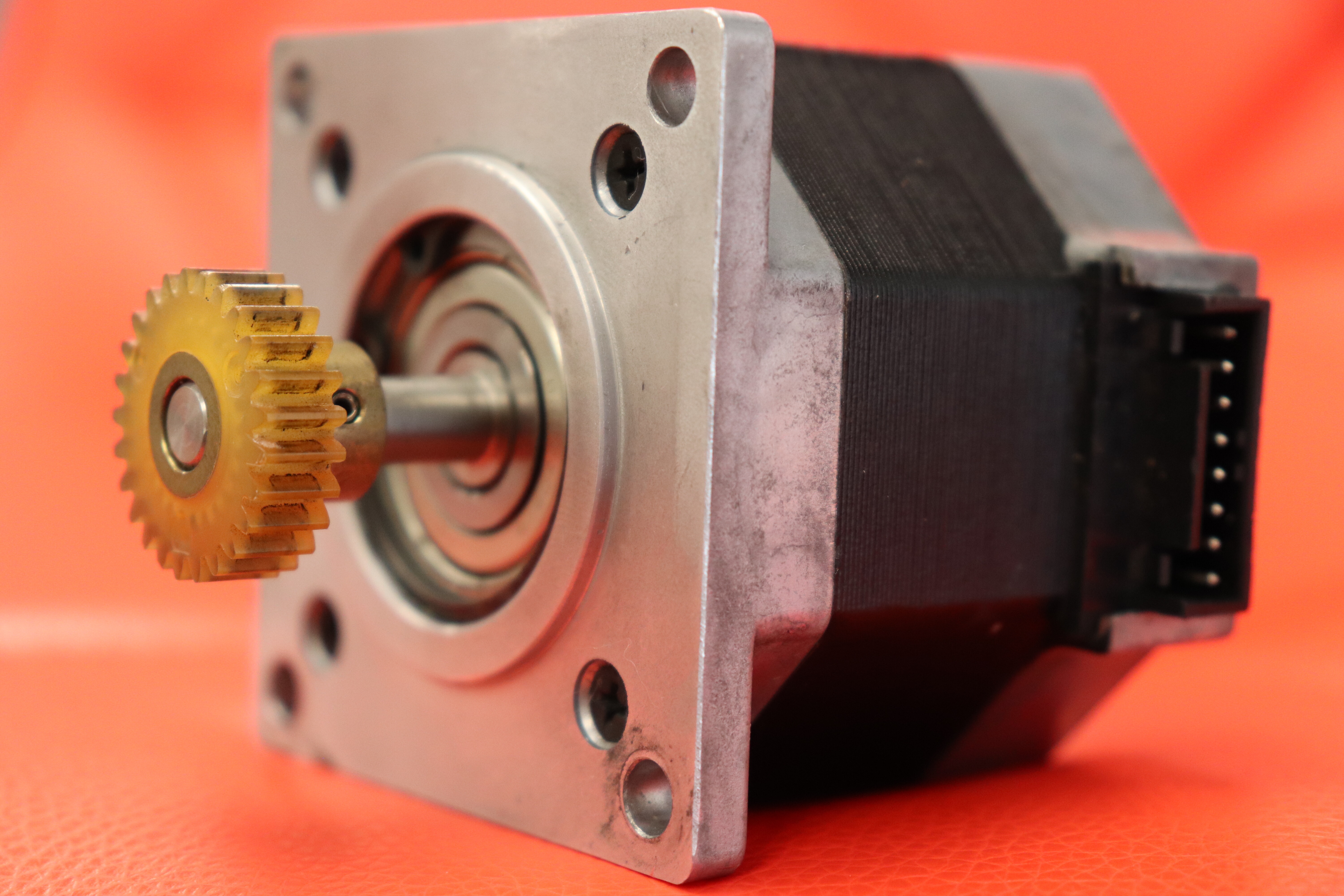 шаговый мотор powermax 1.8 step motor p21nsxs-lss-ns-05