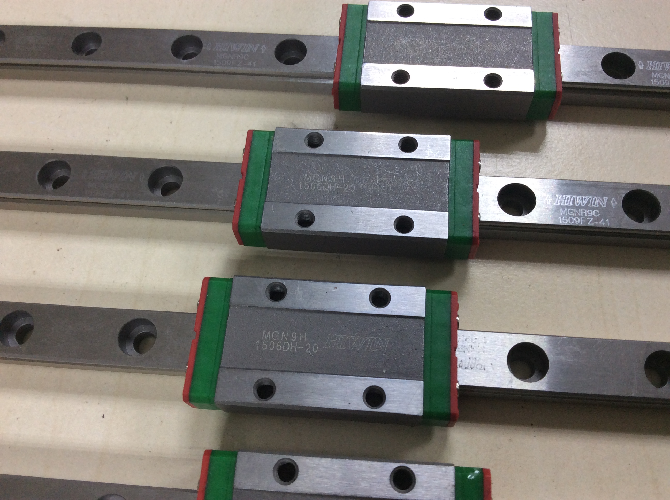 Подшипники и рельсы Hiwin MGN 9H оригинал новые