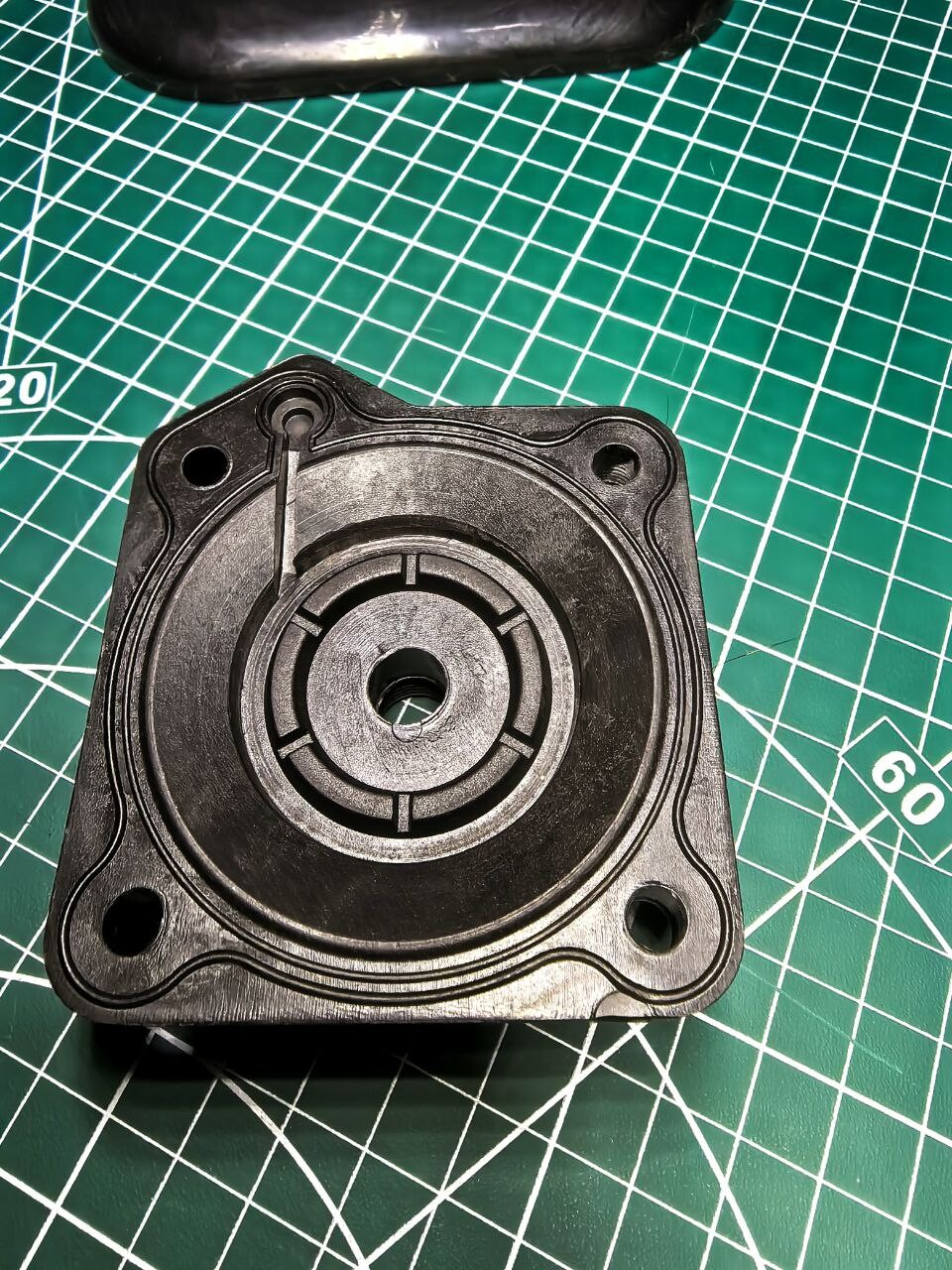 Нужно смоделировать или отсканировать деталь