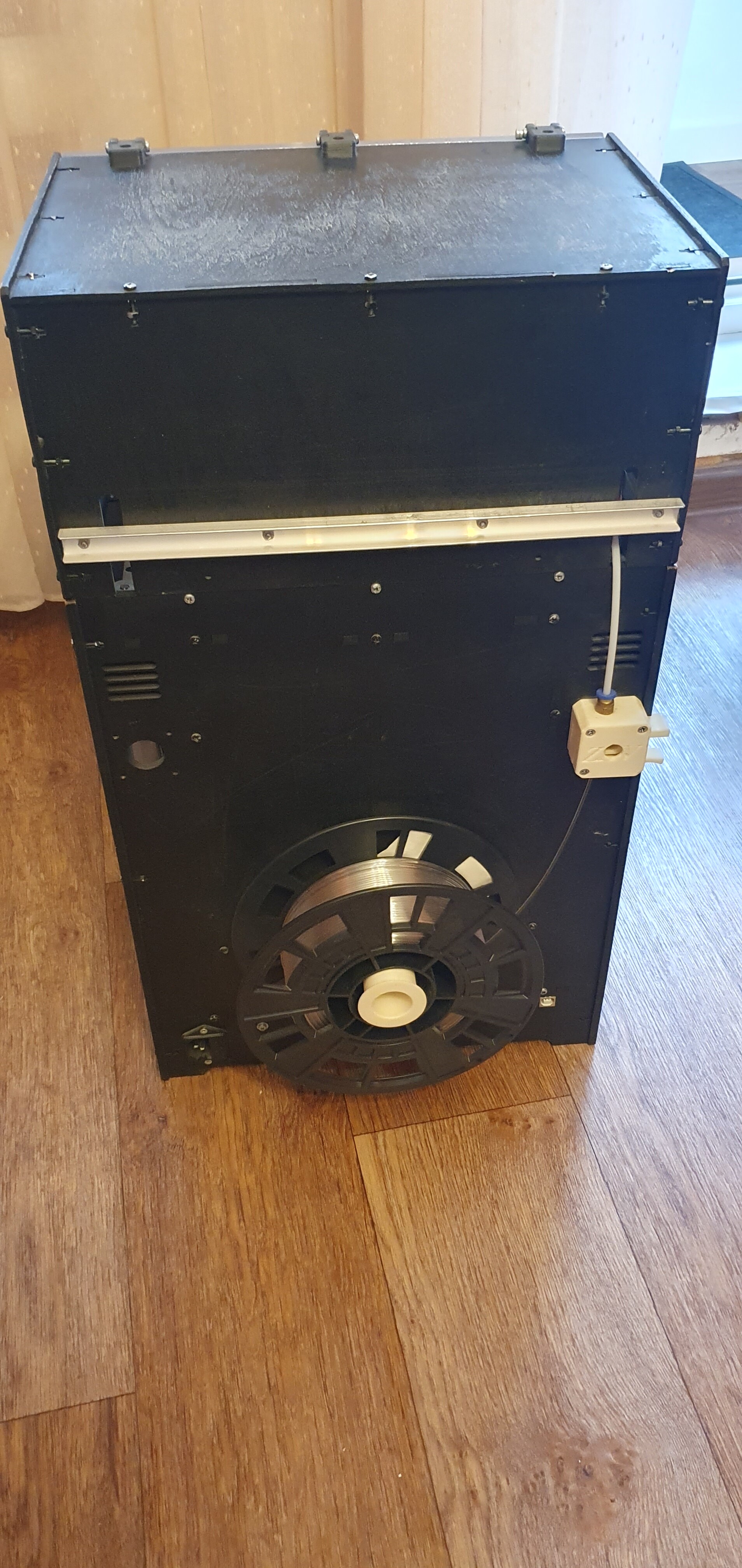 Продаю 3d принтер ZAV